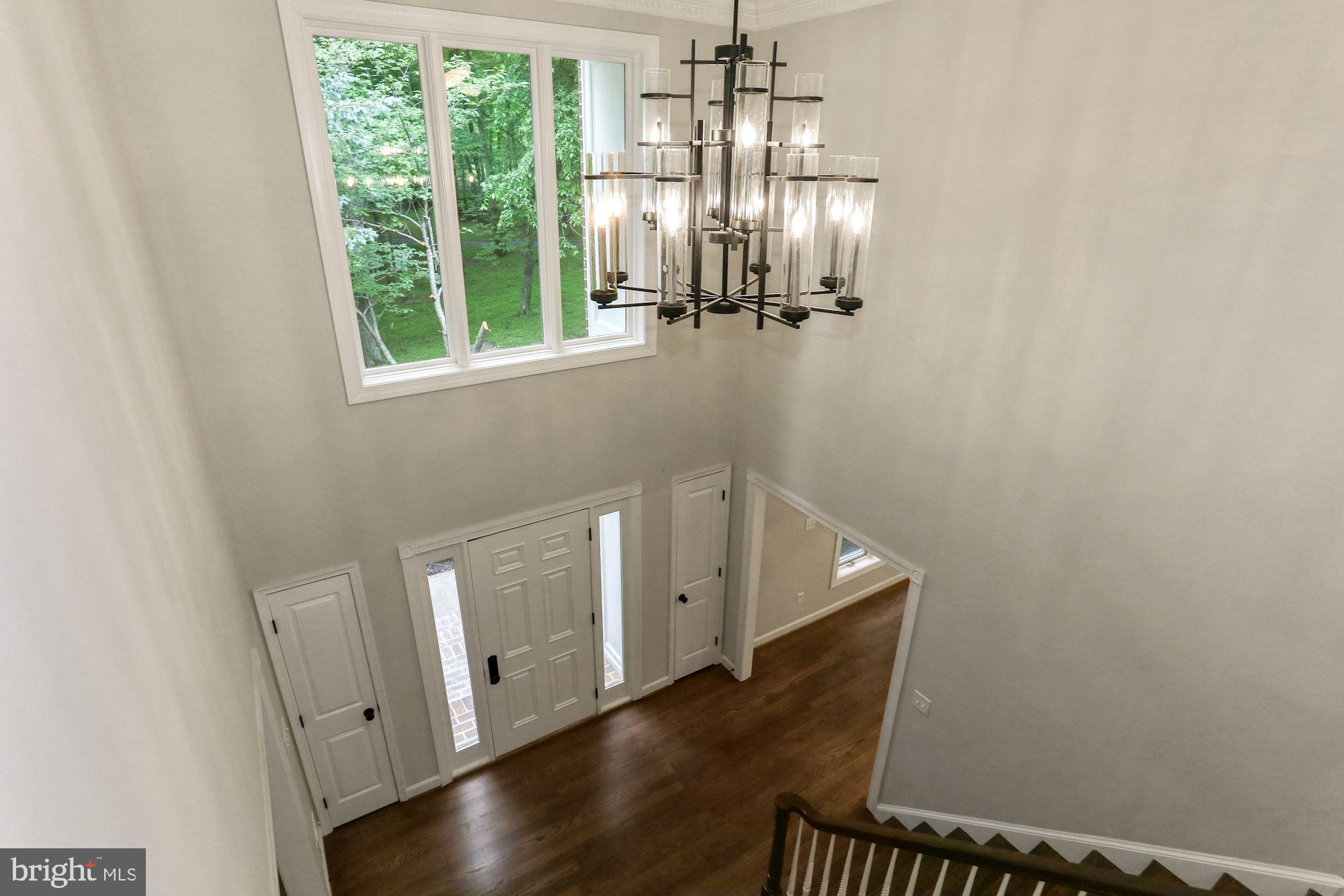 CHINQUAPIN MANOR - Residential