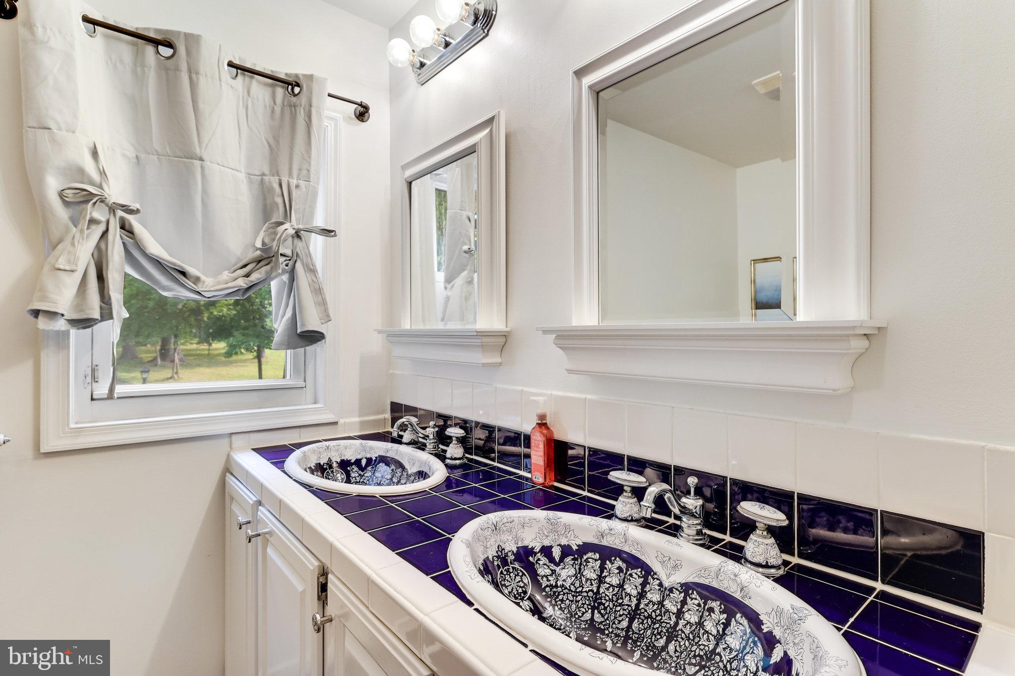 OAK SPRING VILLAGE - Residential