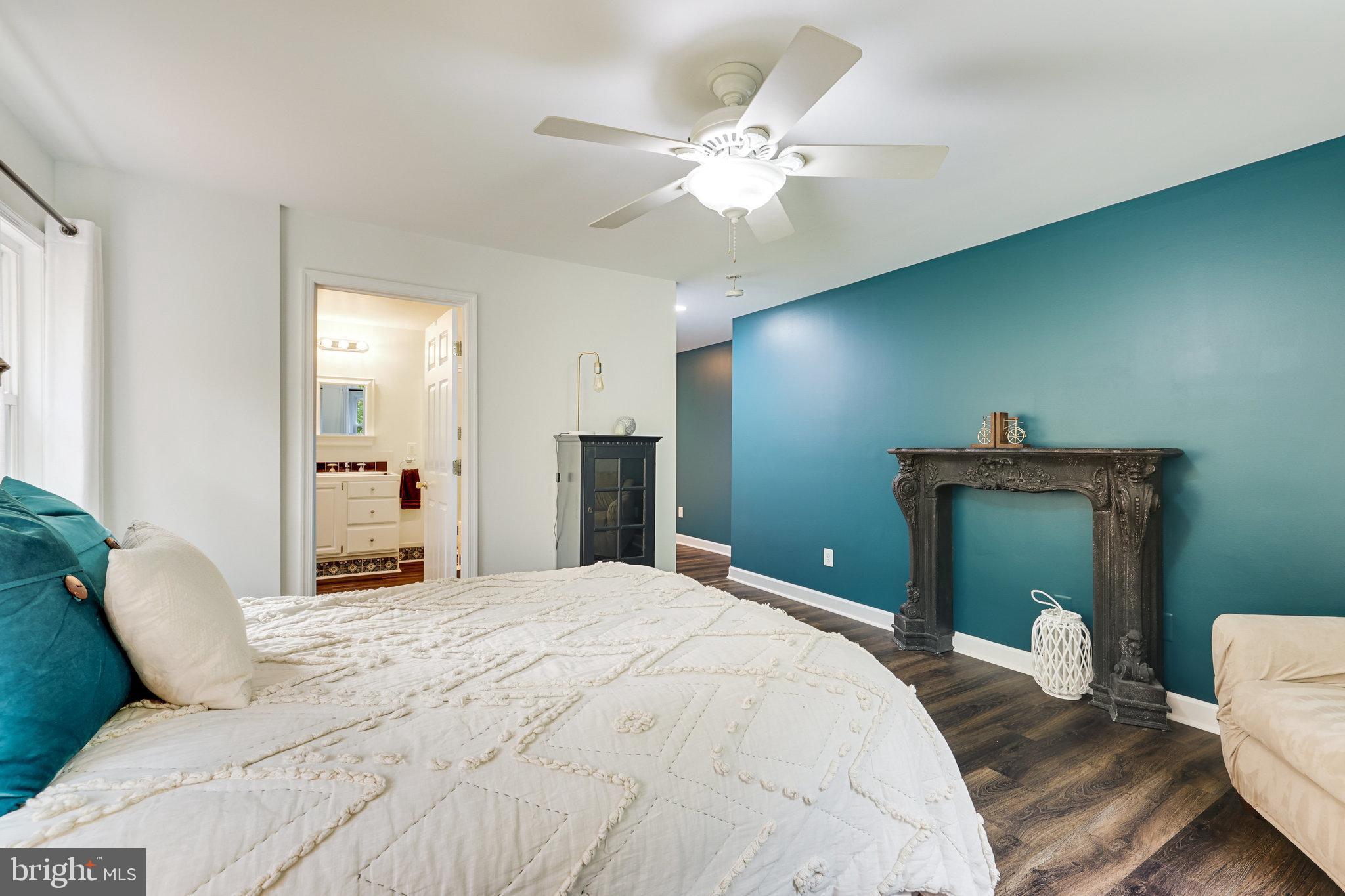 OAK SPRING VILLAGE - Residential