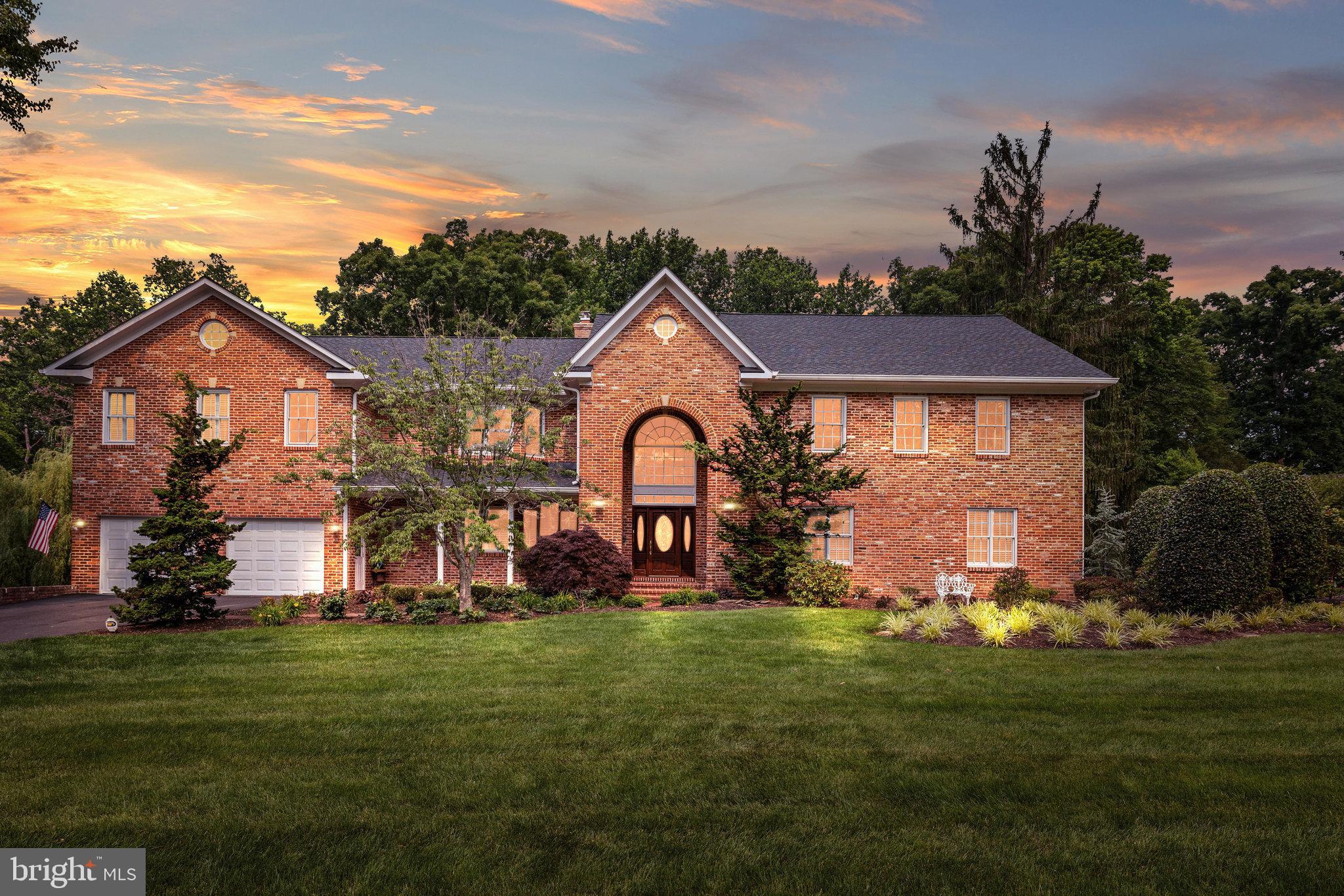 OAK SPRING VILLAGE - Residential