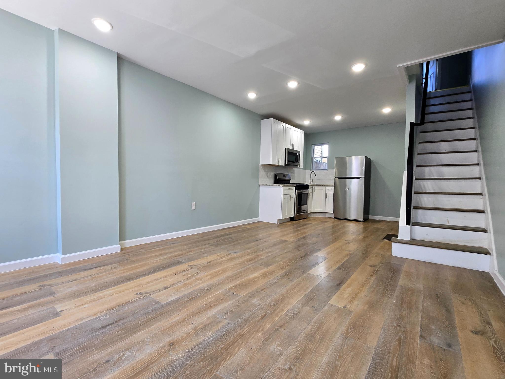 Turn-Key Home in Desirable Point Breeze – Modern Updates & Classic Charm
Welcome to this beautifully maintained and fully renovated home in the sought-after Point Breeze neighborhood. This turn-key 2-bedroom, 1.5-bath residence offers a perfect blend of modern updates and timeless character, ideal for renters looking for comfort, convenience, and style.
Originally renovated in 2020, the home features a modern kitchen with stainless steel appliances, hardwood flooring throughout, and fresh paint that adds a crisp, contemporary feel.
Enjoy the convenience of a washer and dryer and a semi-finished basement offering flexible space for a home office, gym, or additional storage.
This home is within close proximity to shops, cafes, restaurants, hospitals, schools, and public transit, this home offers the best of city living.
Move right in and start enjoying the comfort and quality this home has to offer!