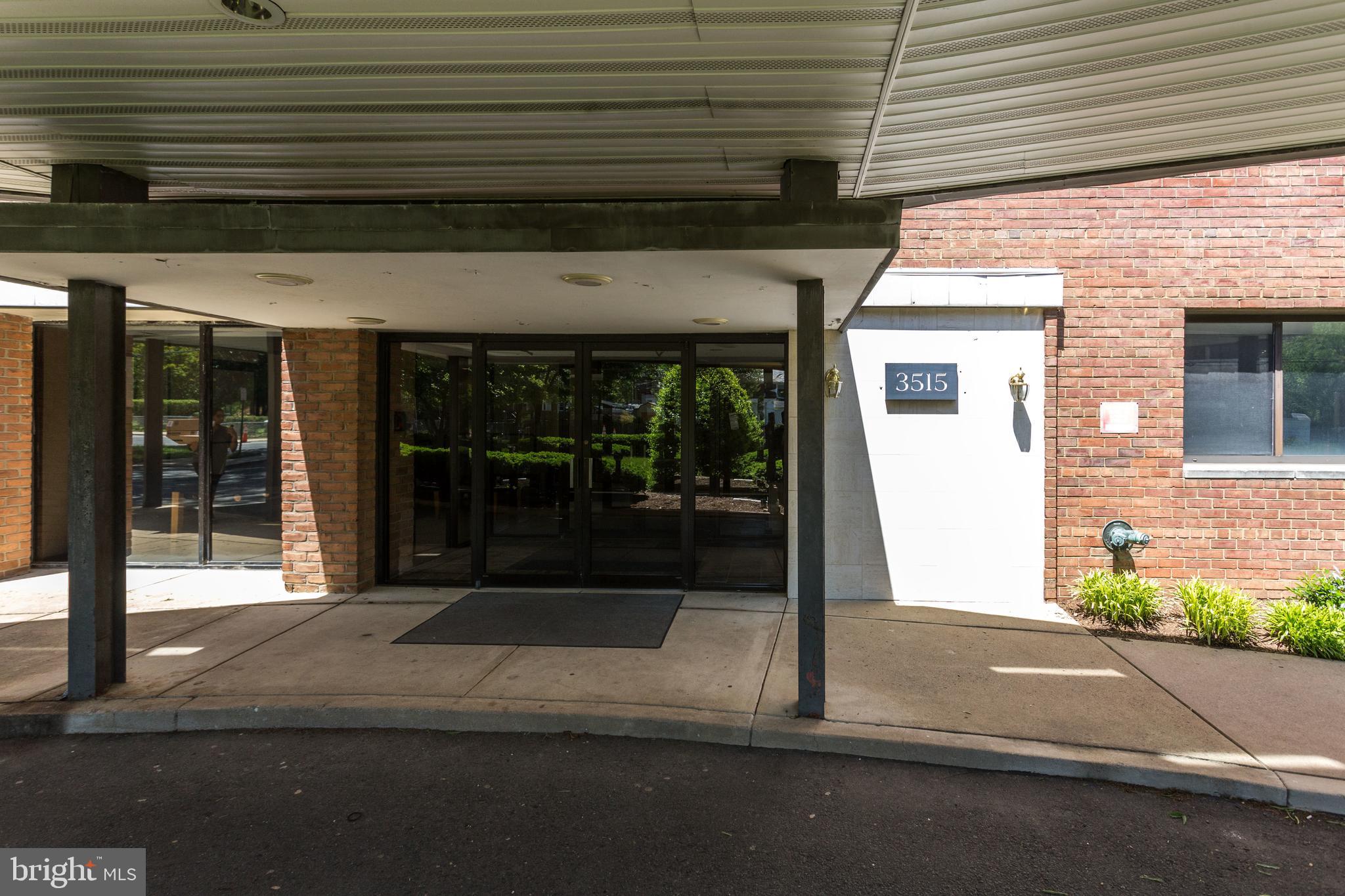 WENTWORTH PLACE - Residential Lease