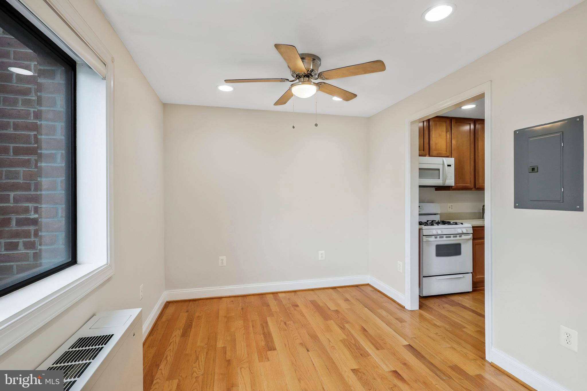 WENTWORTH PLACE - Residential Lease