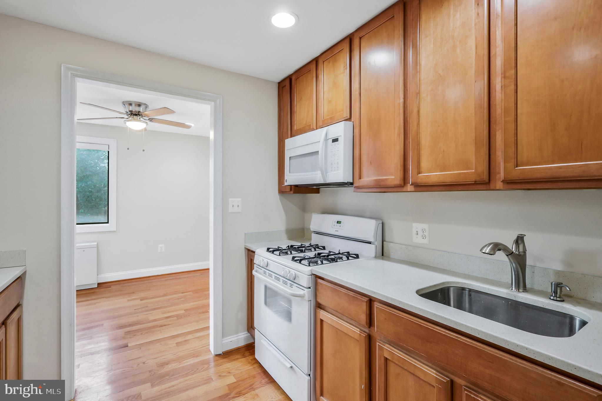 WENTWORTH PLACE - Residential Lease