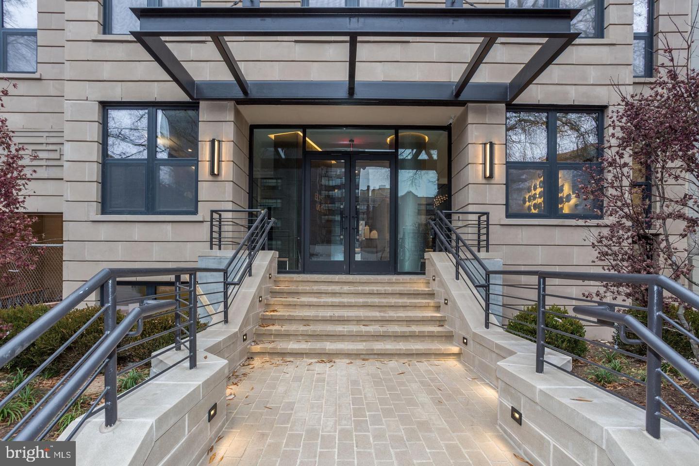 LOGAN CIRCLE - Residential Lease