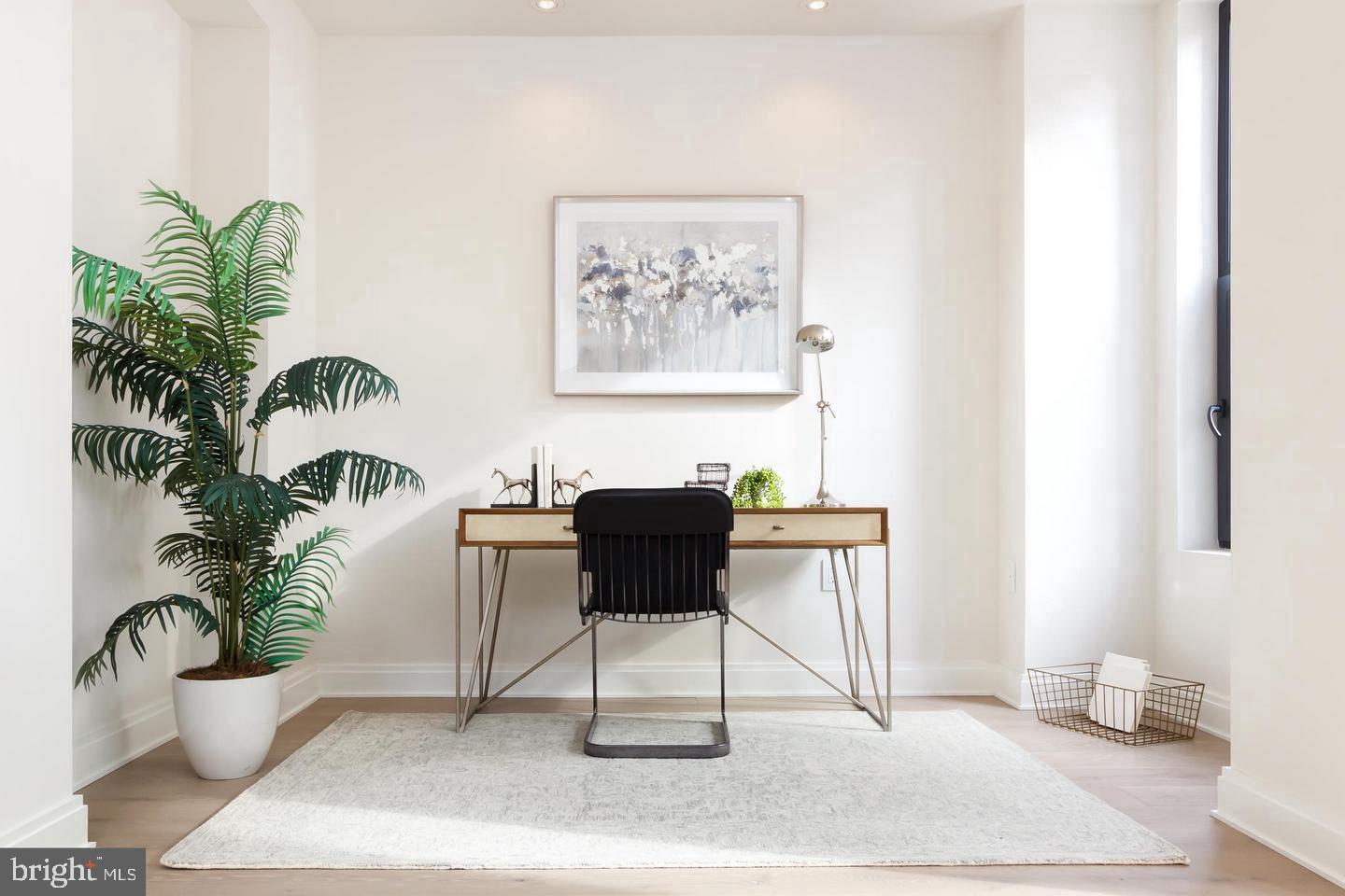 LOGAN CIRCLE - Residential Lease