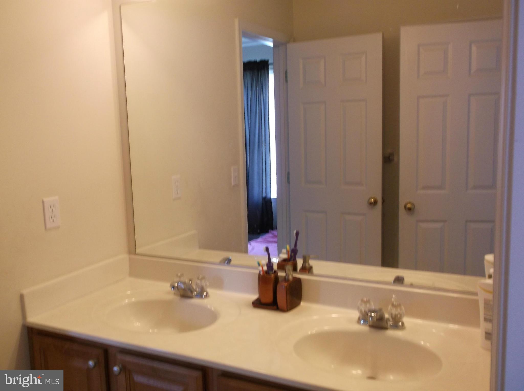 SOLOMANS LANDING CONDOMINIUMS - Residential