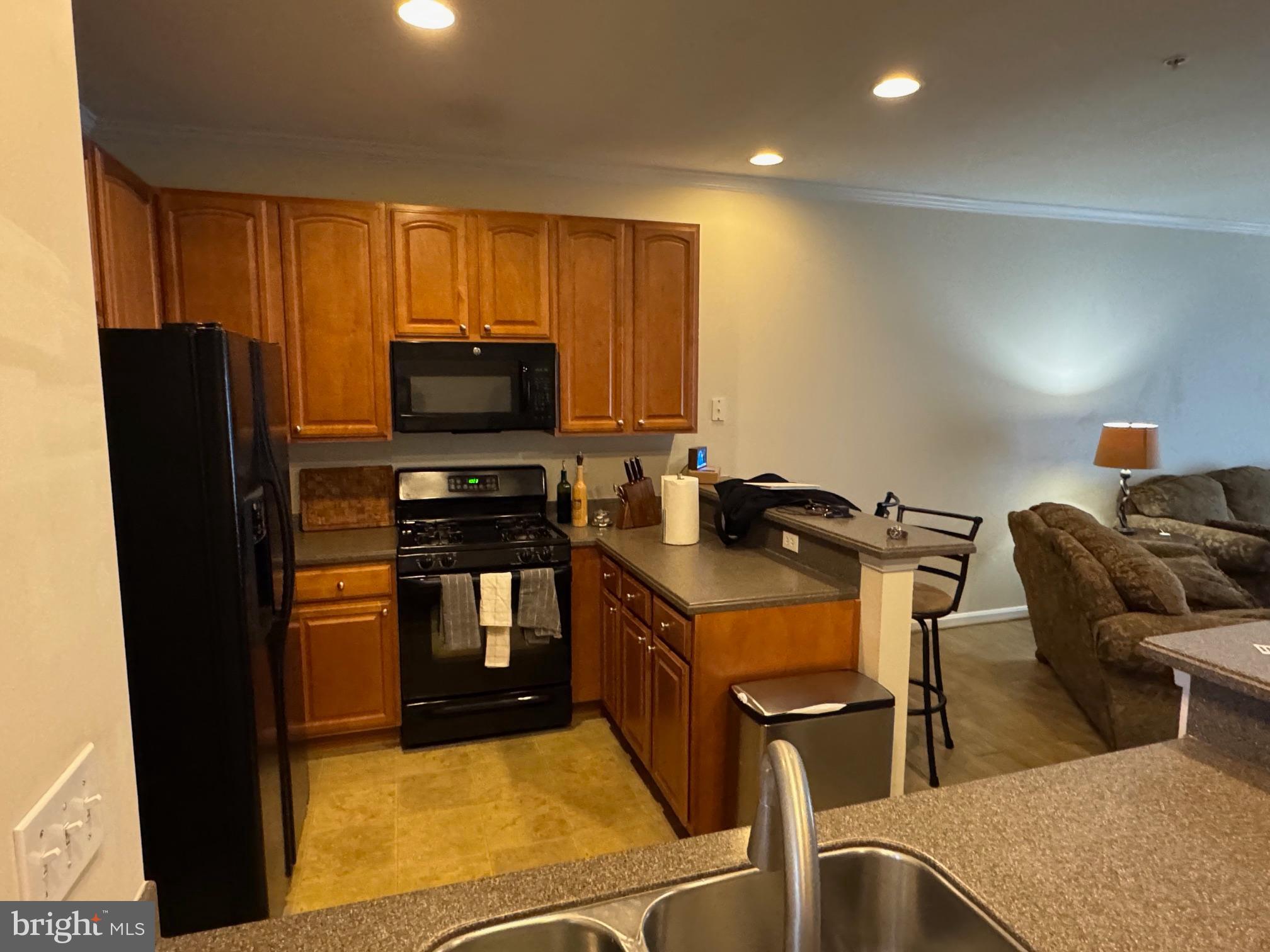 SOLOMANS LANDING CONDOMINIUMS - Residential