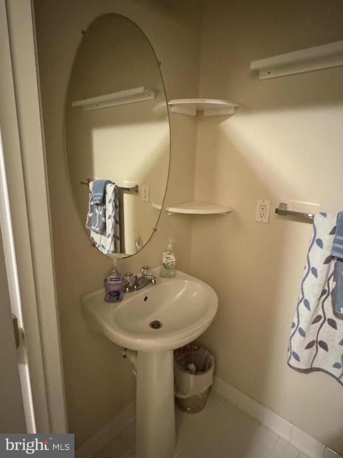 SOLOMANS LANDING CONDOMINIUMS - Residential