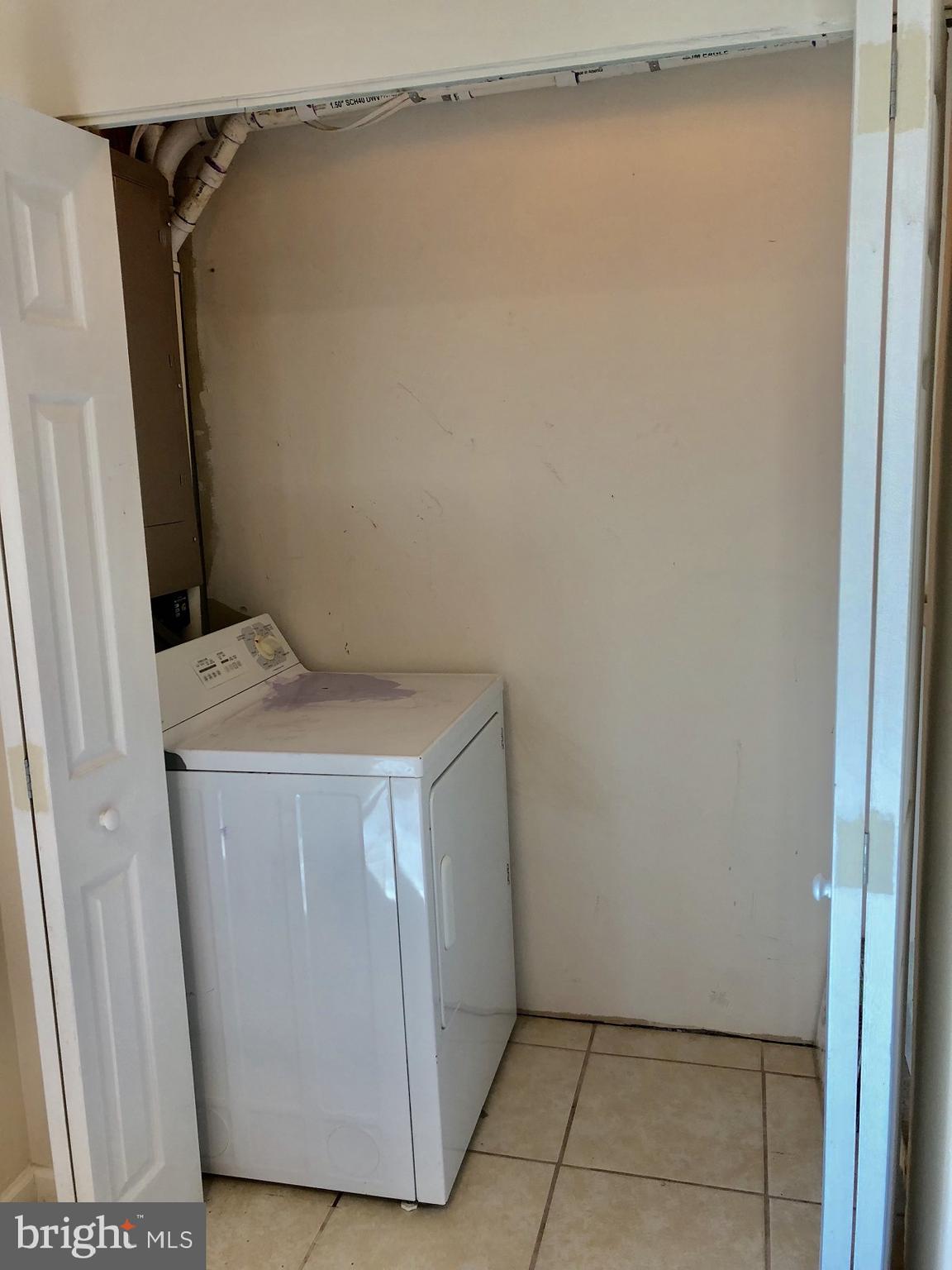 GEORGETOWN VILLAGE - Residential Lease