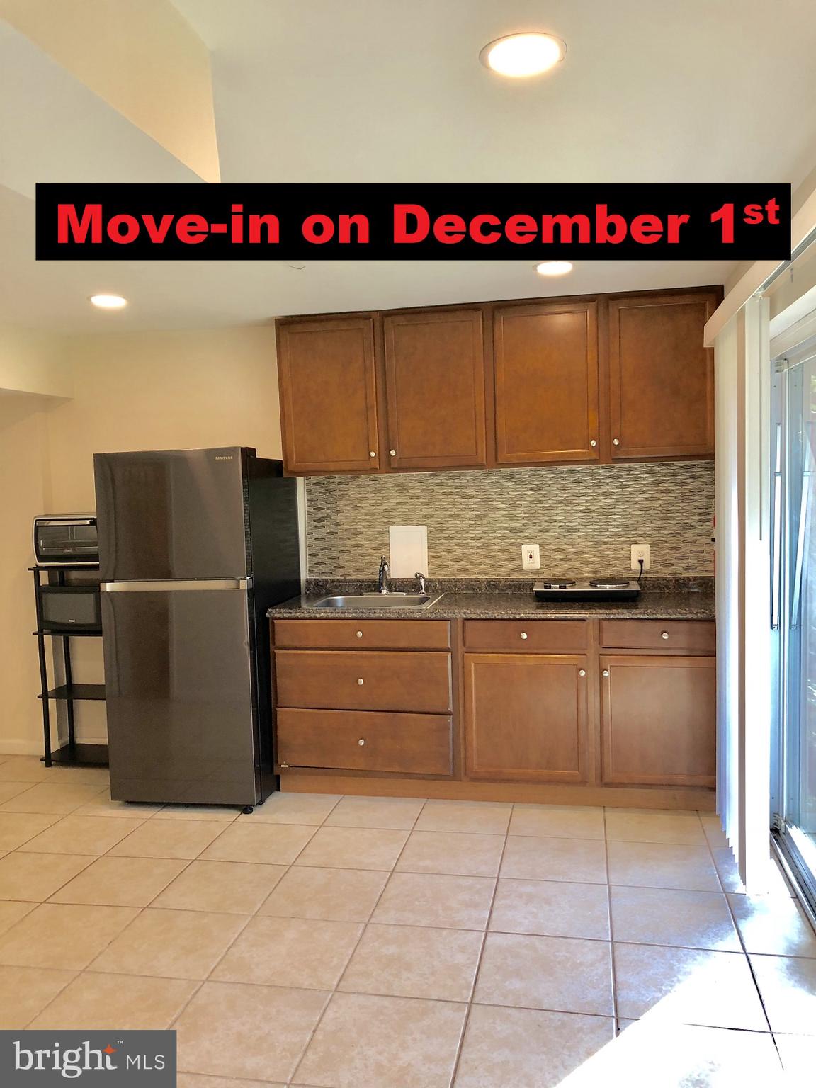 GEORGETOWN VILLAGE - Residential Lease