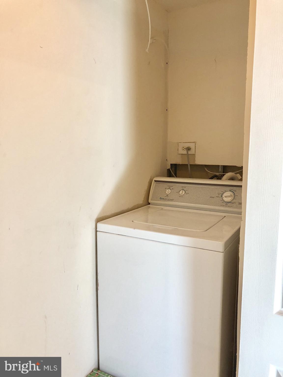 GEORGETOWN VILLAGE - Residential Lease