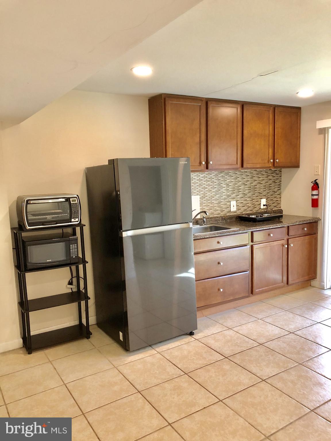 GEORGETOWN VILLAGE - Residential Lease