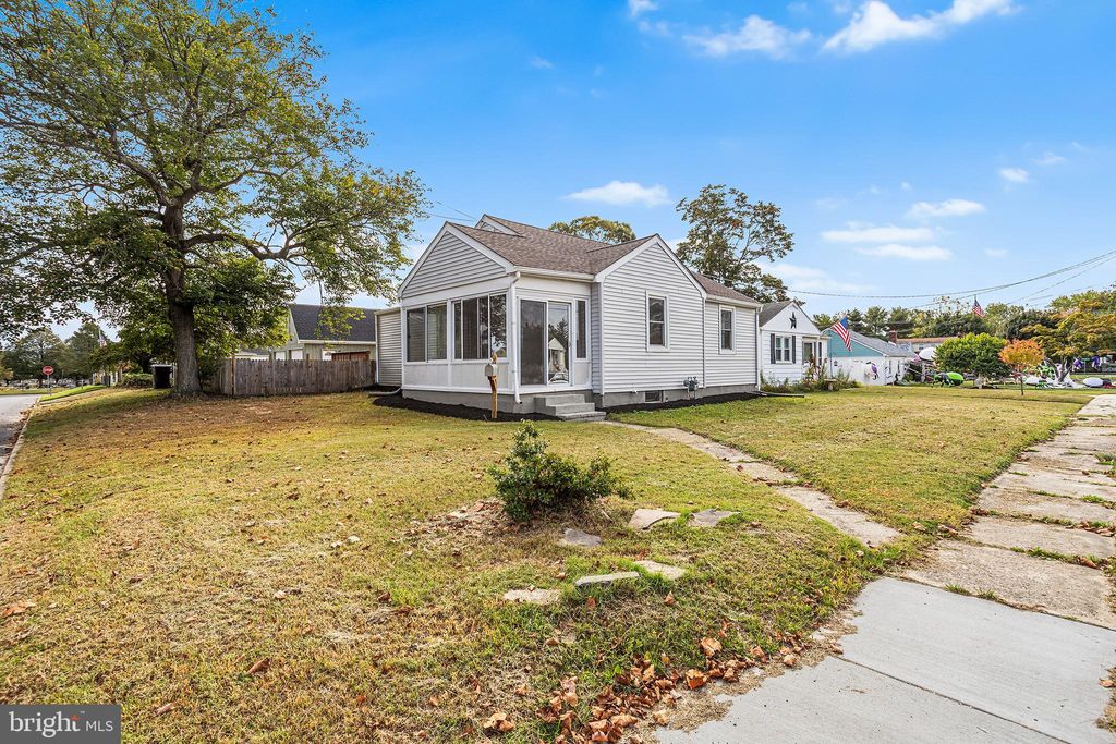 Photo of 13 S Brill Avenue, BERLIN, NJ 08009 (MLS # NJCD2103974)