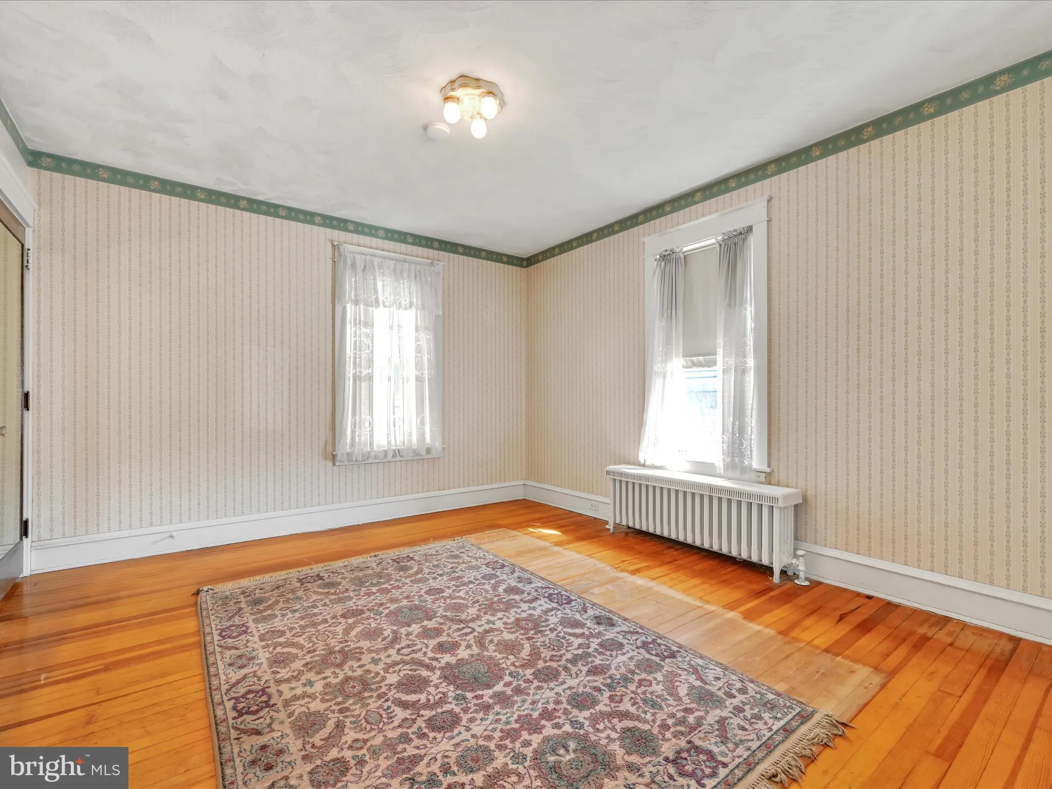 Hamburg, Pennsylvania 19526, United States, 3 Bedrooms Bedrooms, ,1 BathroomBathrooms,Residential,Pending,84733