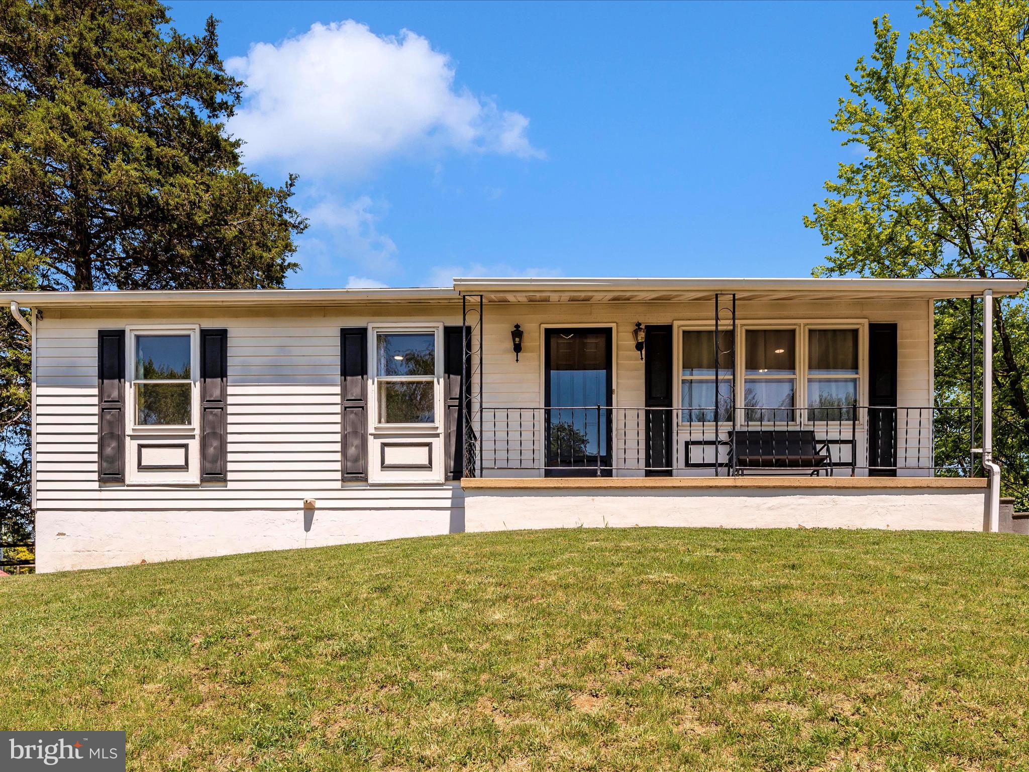 One Level living at its best. This Beautiful Home Has a Covered Front Porch, Generous size living Room, Eat in Kitchen with Hard wood Cabinets and Corian Countertops Which Leads to the Fenced Back Yard with Shed, Great for Entertaining or Pets. 3 Bedrooms 1 Bathroom, Full Unfinished Basement with Laundry, Don't Miss out on this one!