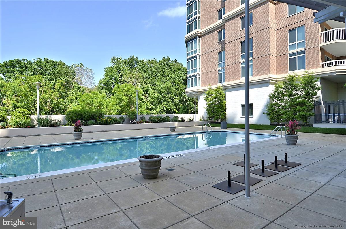 NORTHAMPTON PLACE - Residential