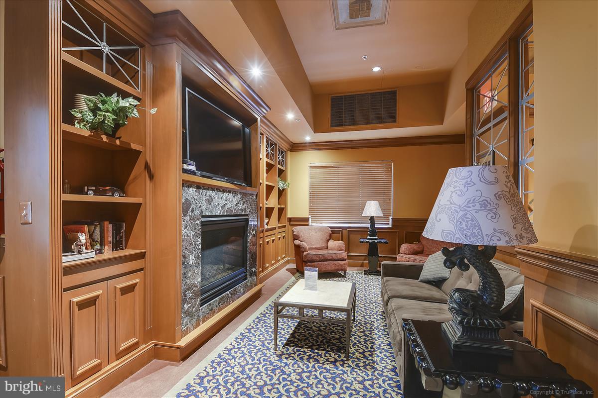 NORTHAMPTON PLACE - Residential