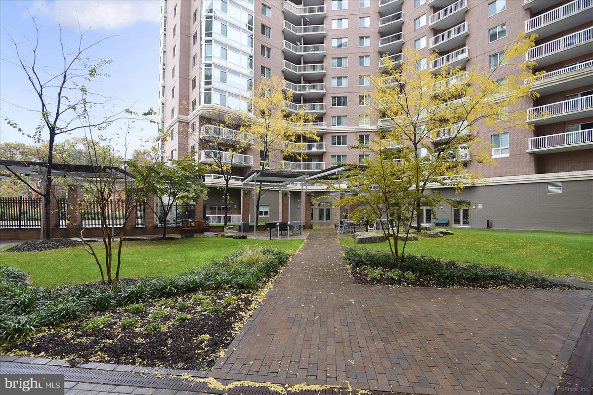 NORTHAMPTON PLACE - Residential