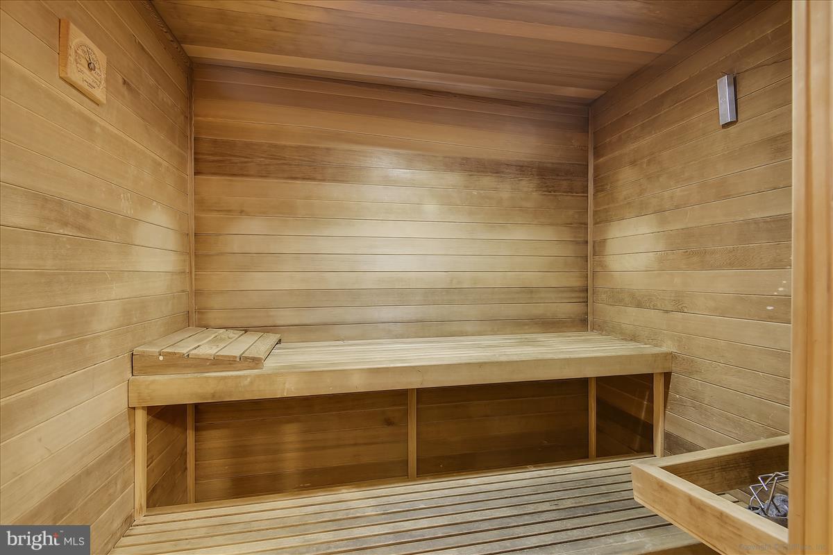 NORTHAMPTON PLACE - Residential