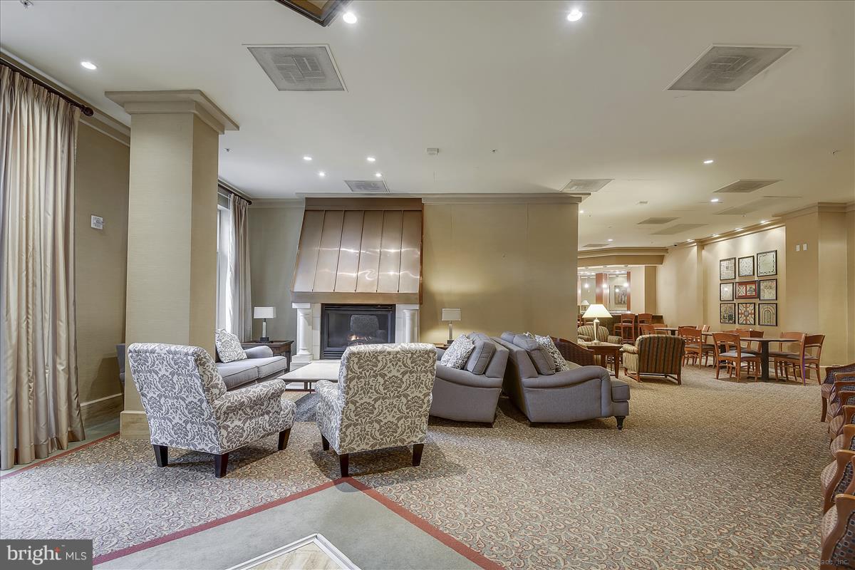 NORTHAMPTON PLACE - Residential