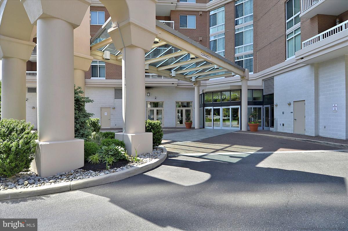 NORTHAMPTON PLACE - Residential