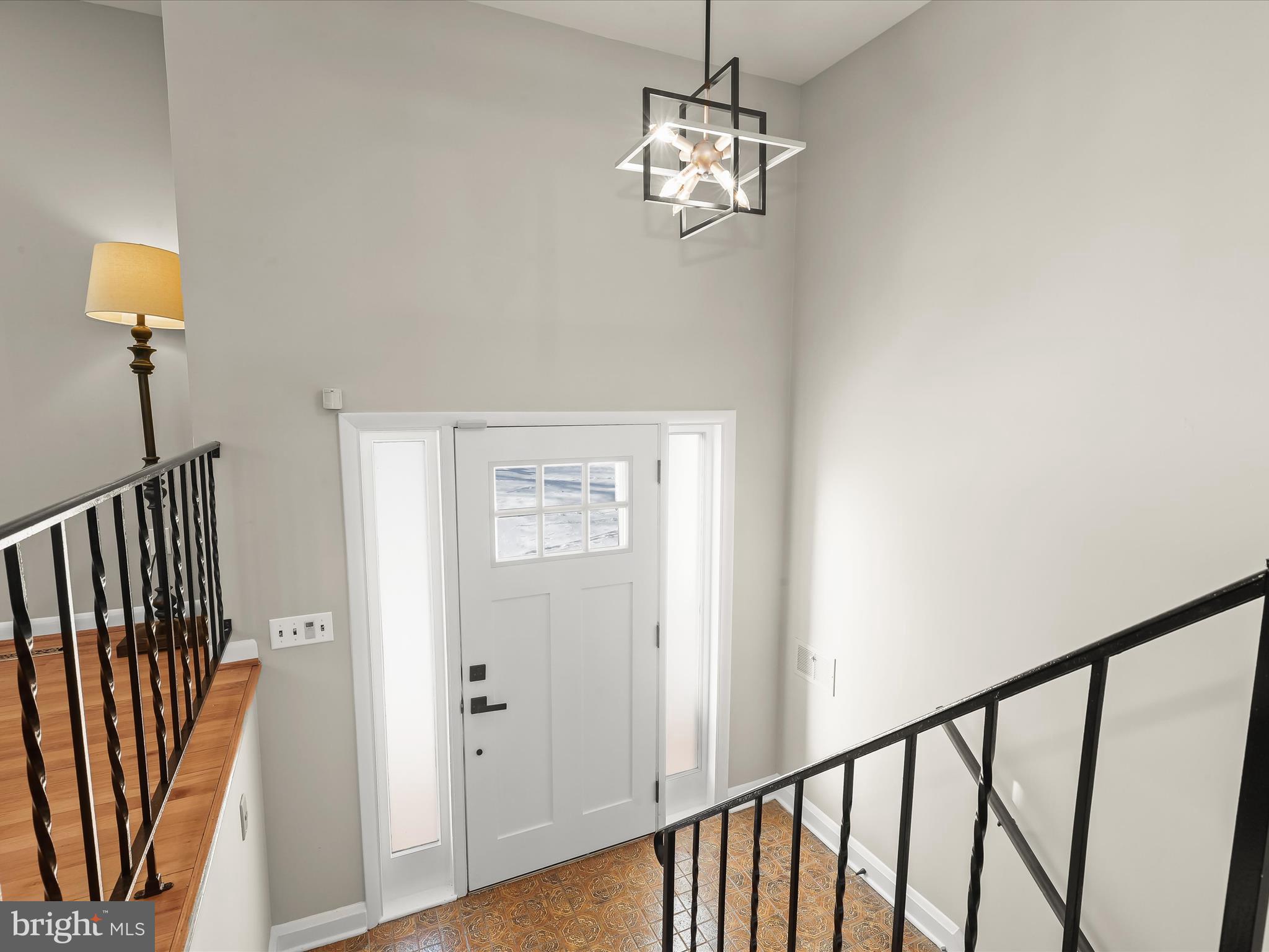 FONT HILL MANOR - Residential