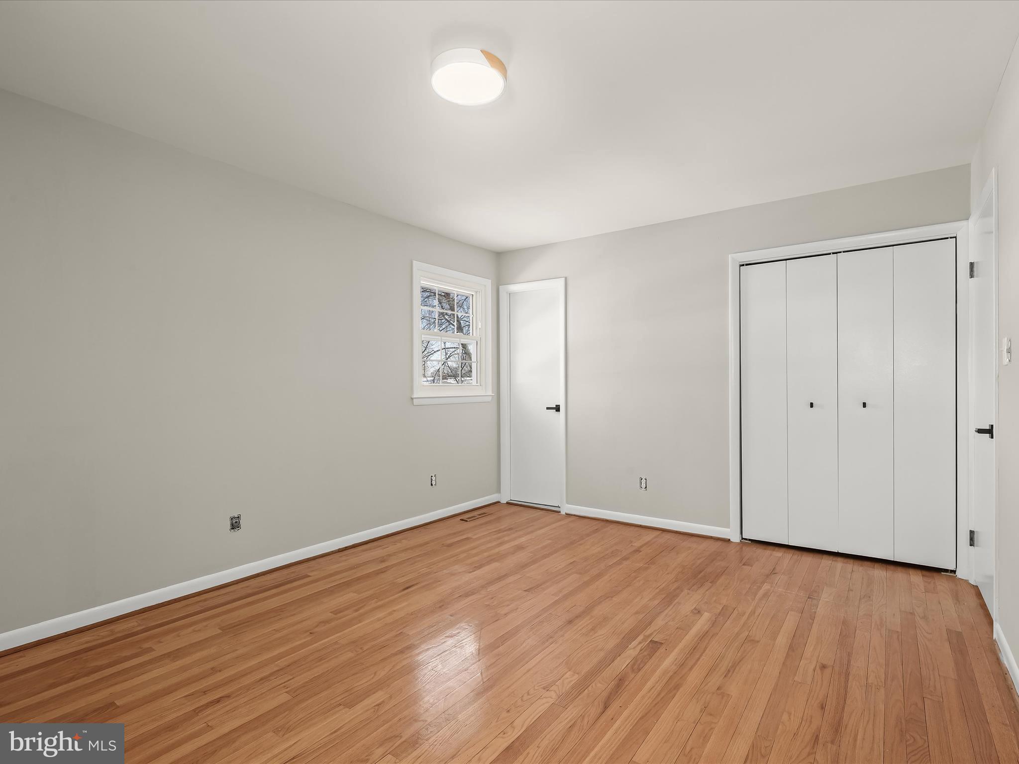 FONT HILL MANOR - Residential