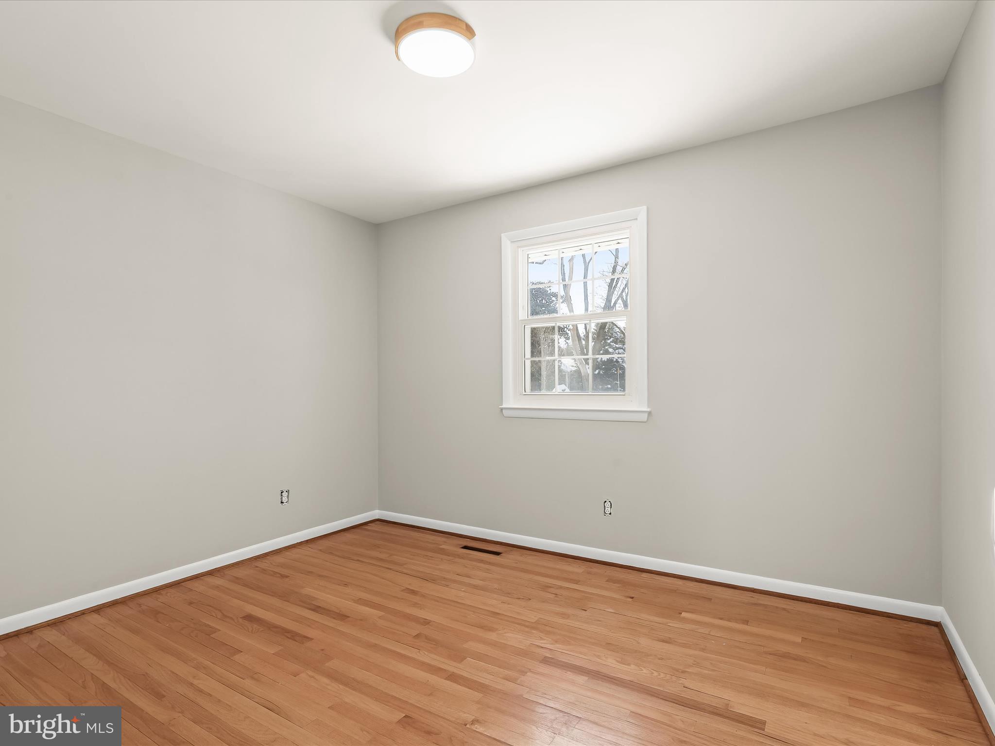 FONT HILL MANOR - Residential