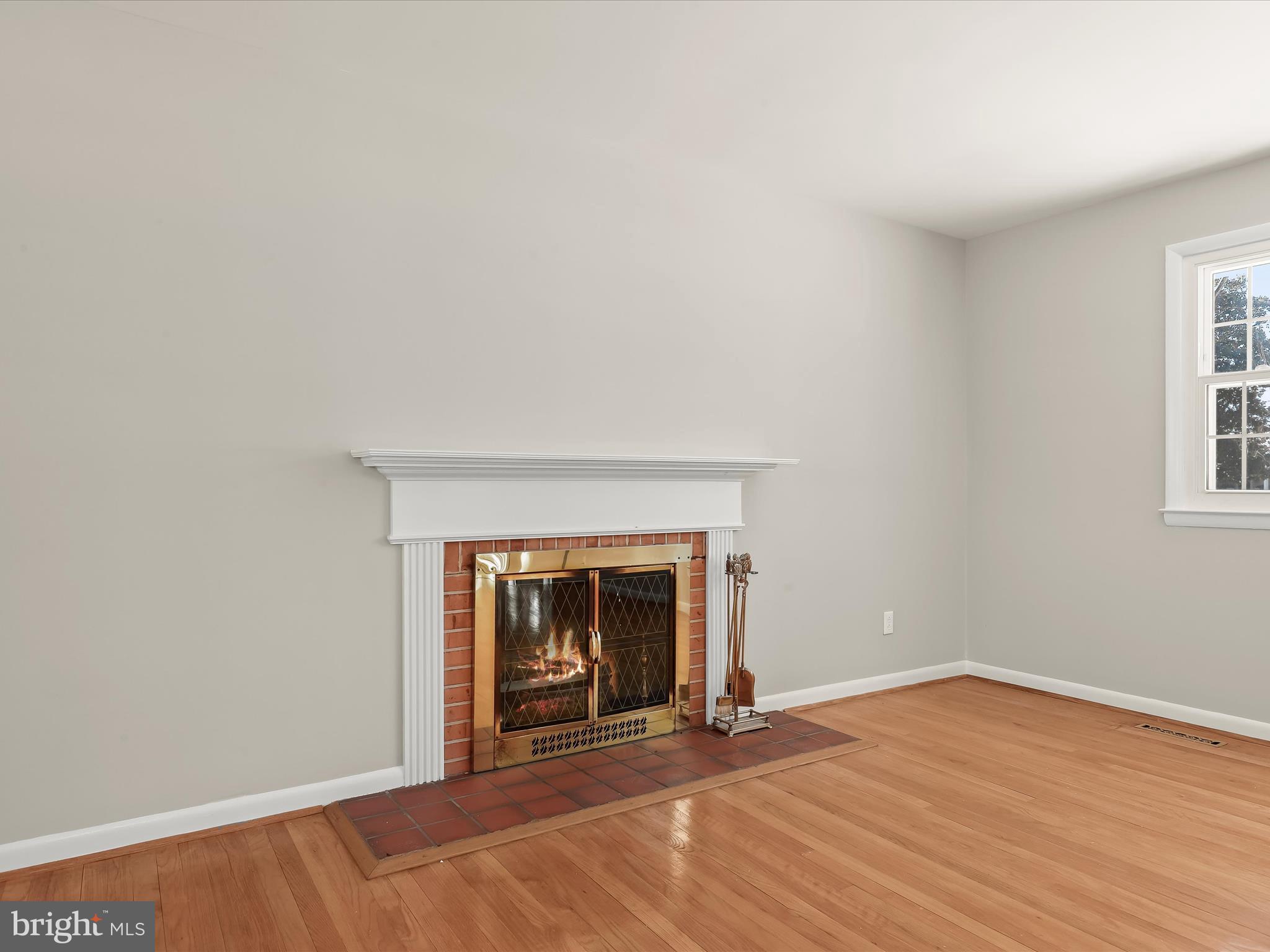 FONT HILL MANOR - Residential