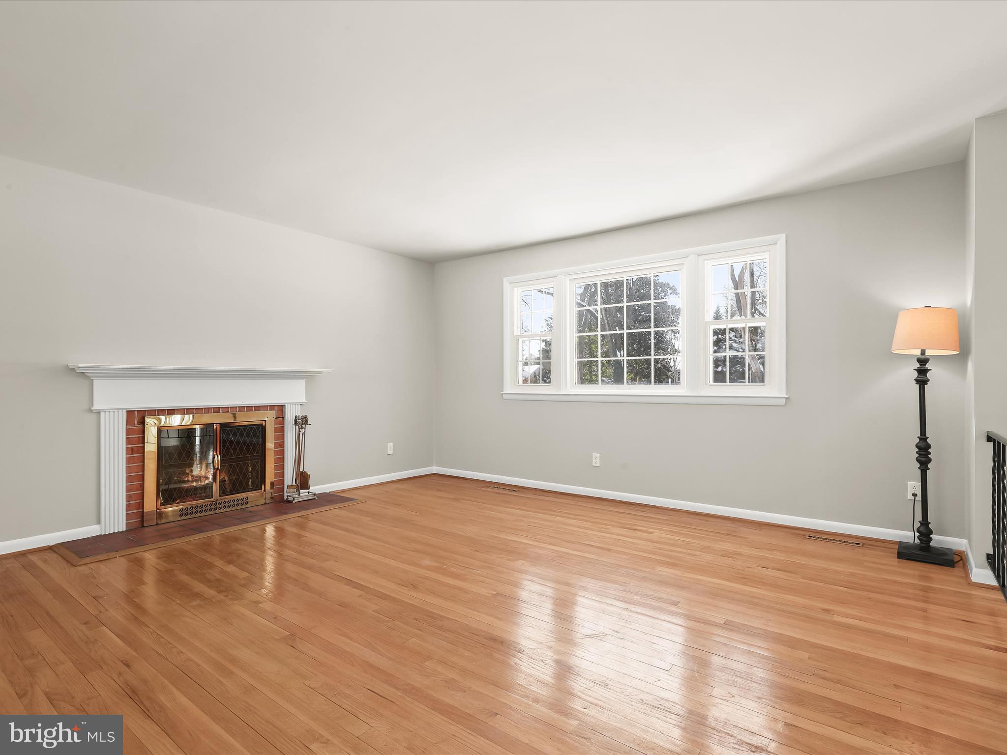 FONT HILL MANOR - Residential