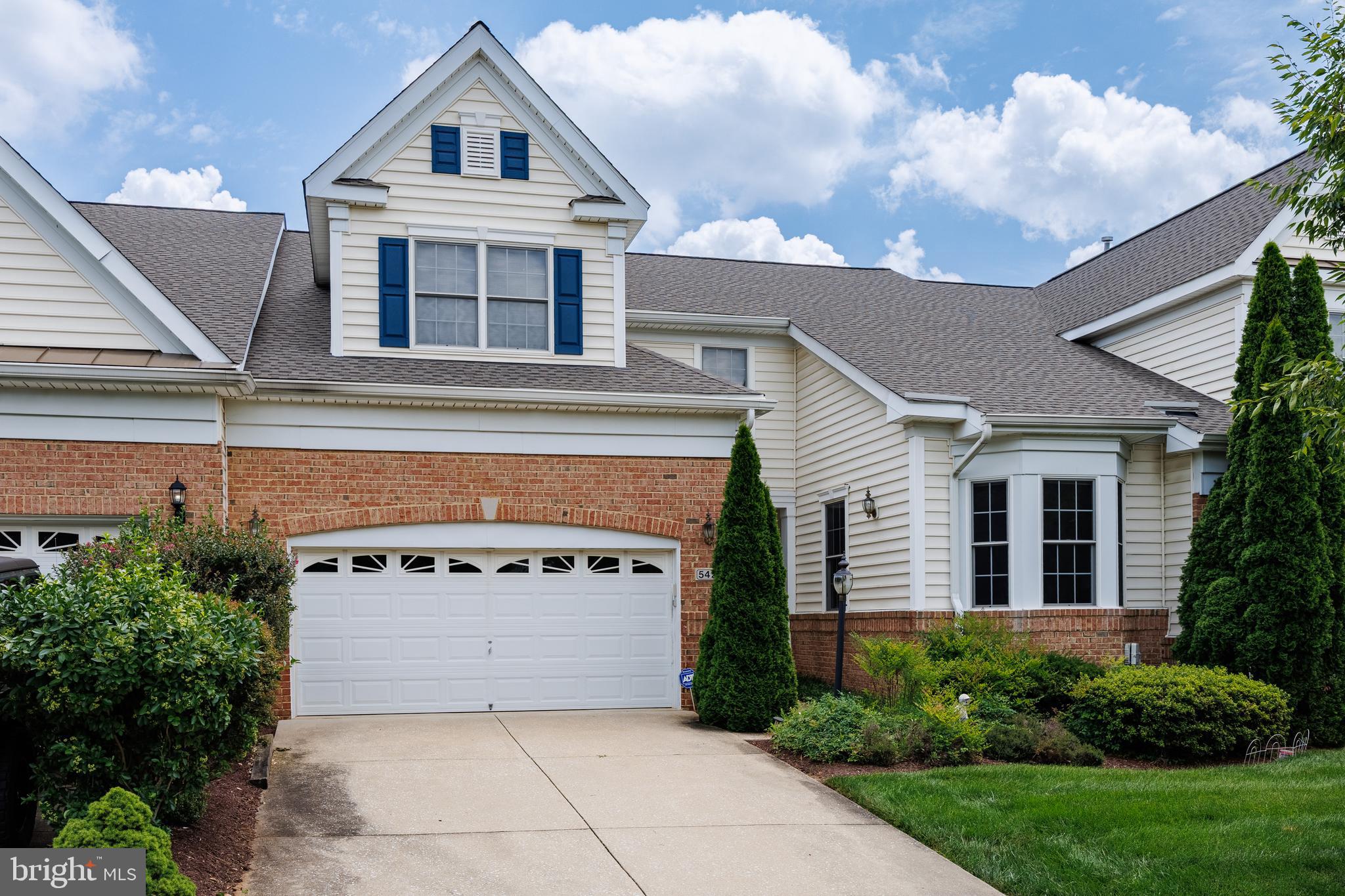 5425 JACKS COURT
