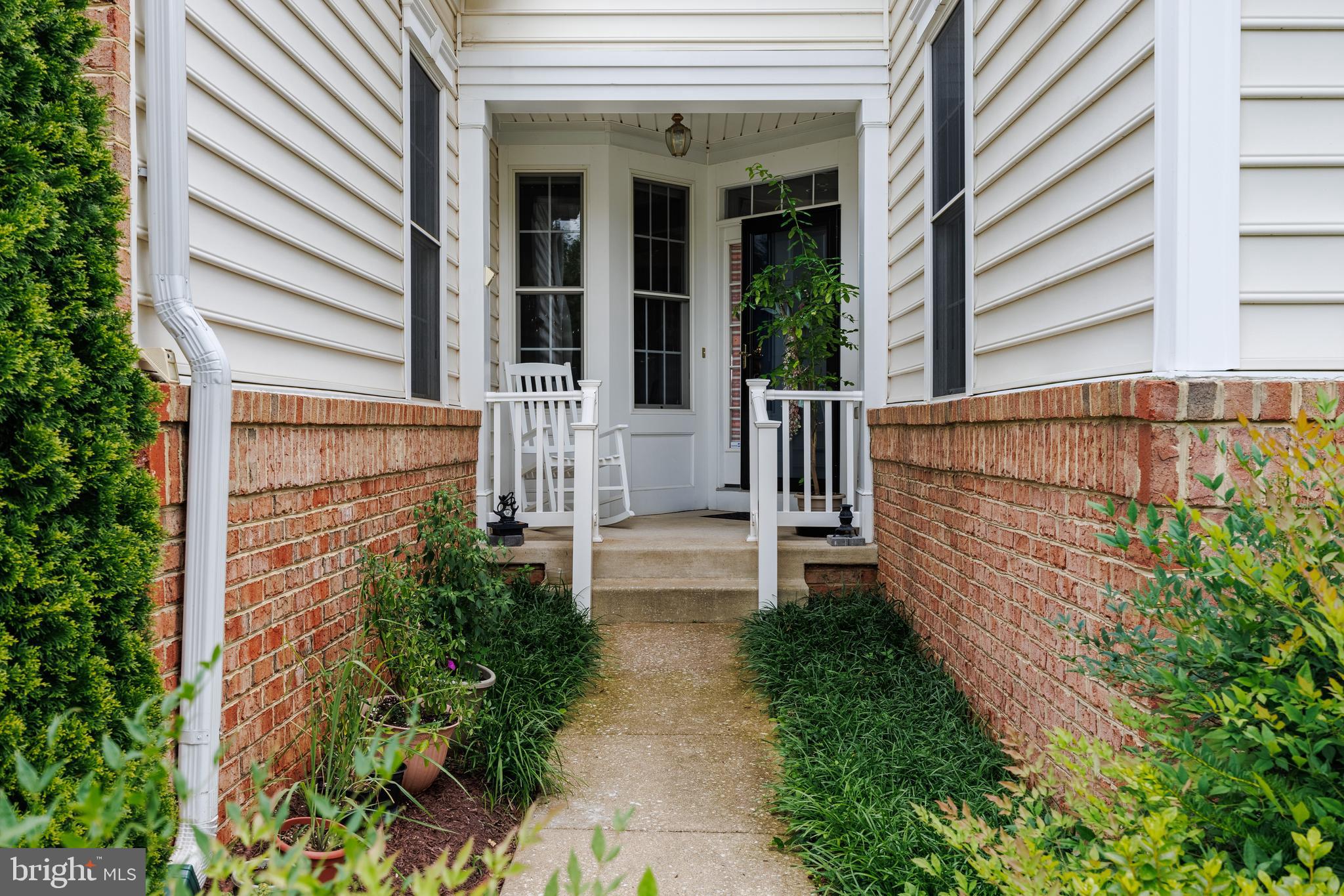 5425 JACKS COURT