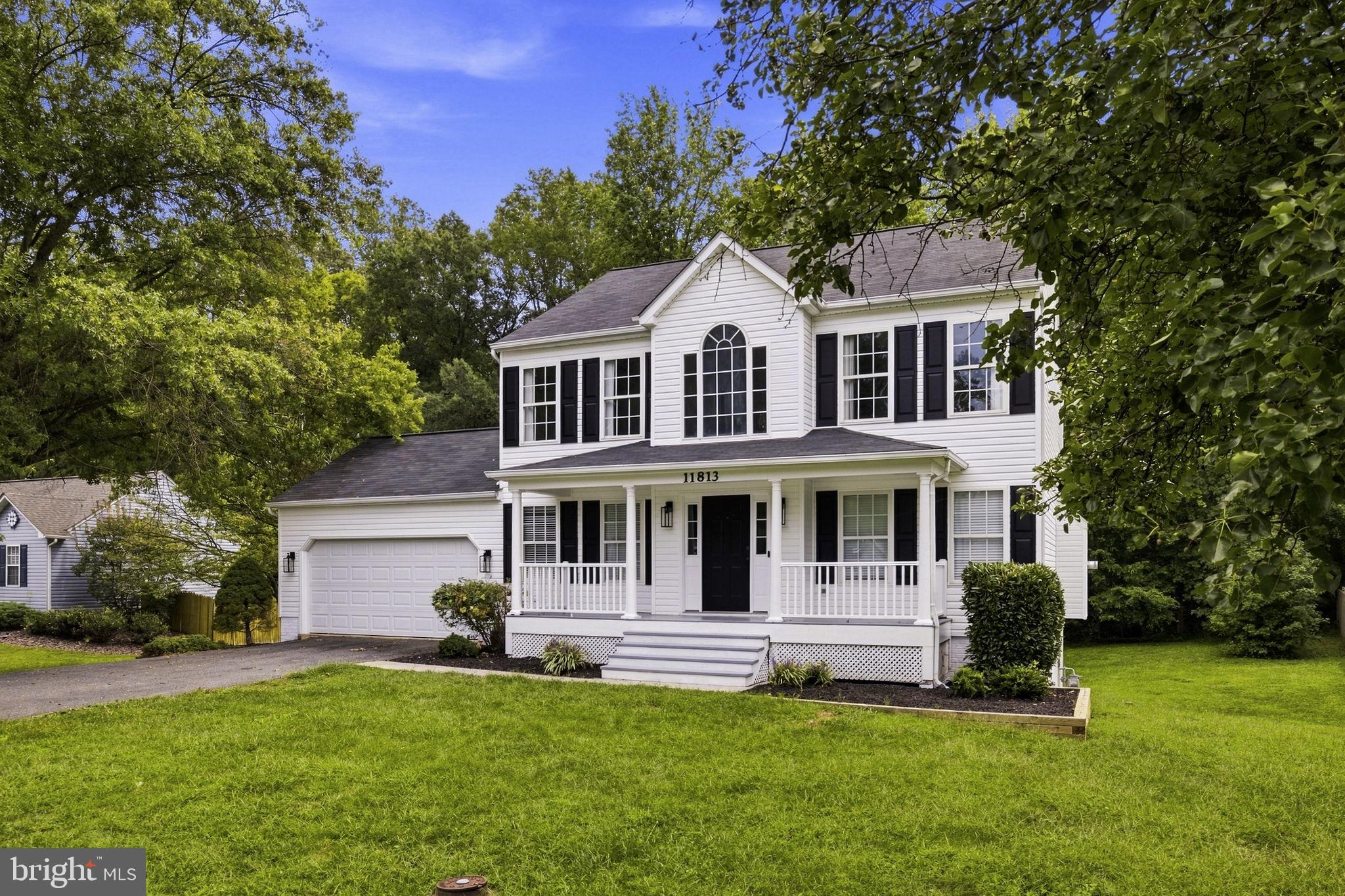 11813 WOODLAND VIEW DRIVE
