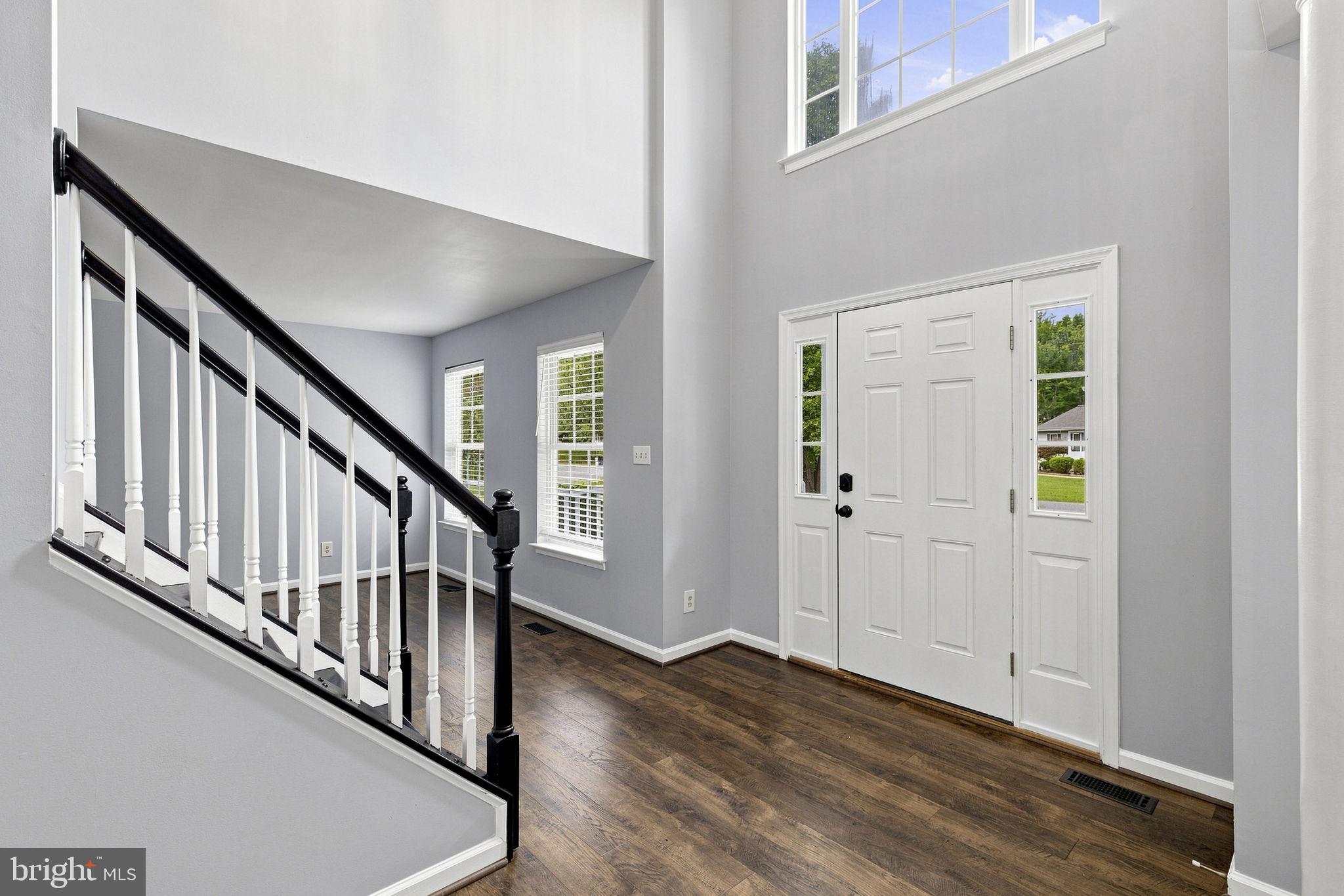 11813 WOODLAND VIEW DRIVE