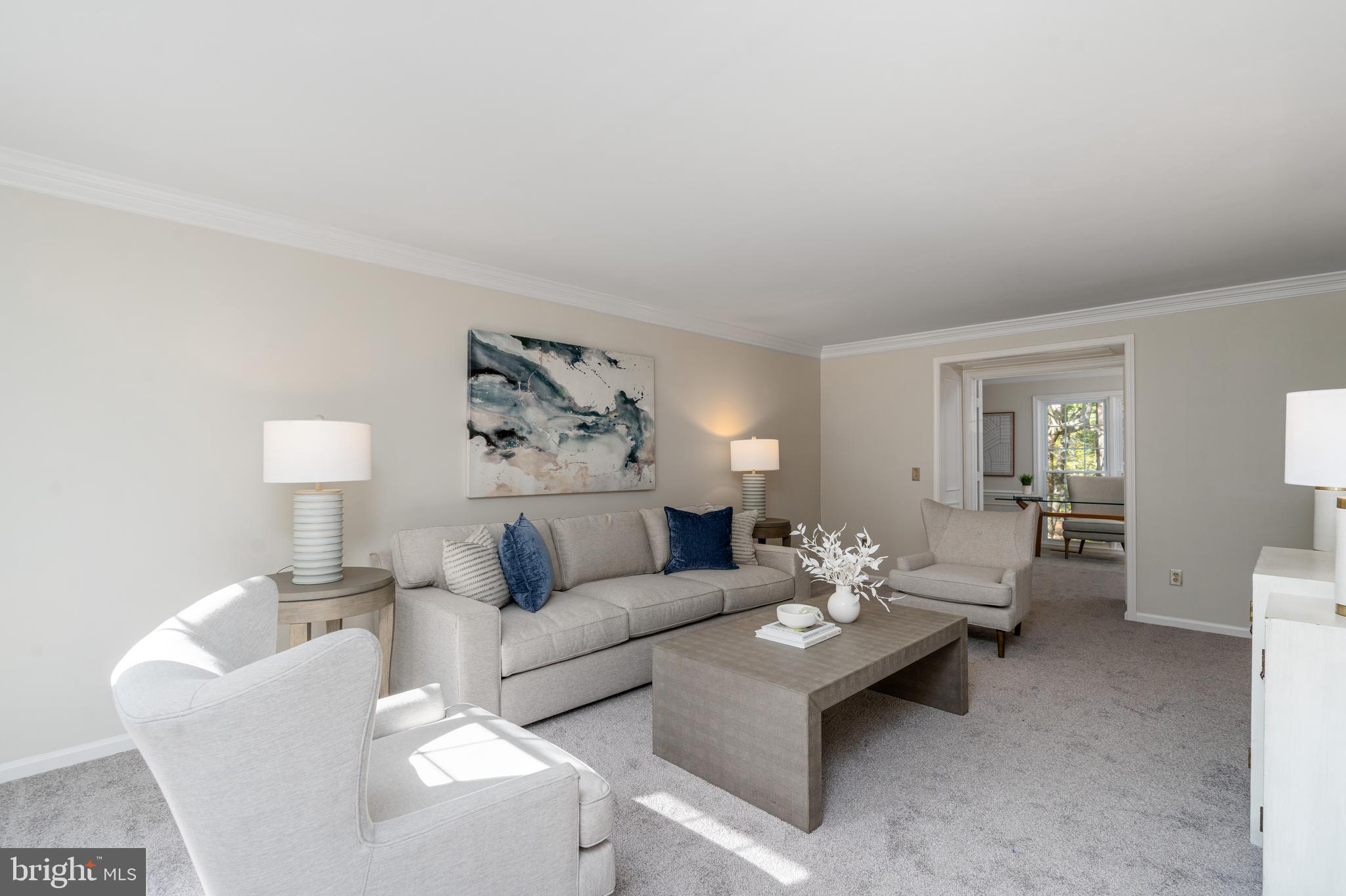 DUMONT OAKS - Residential