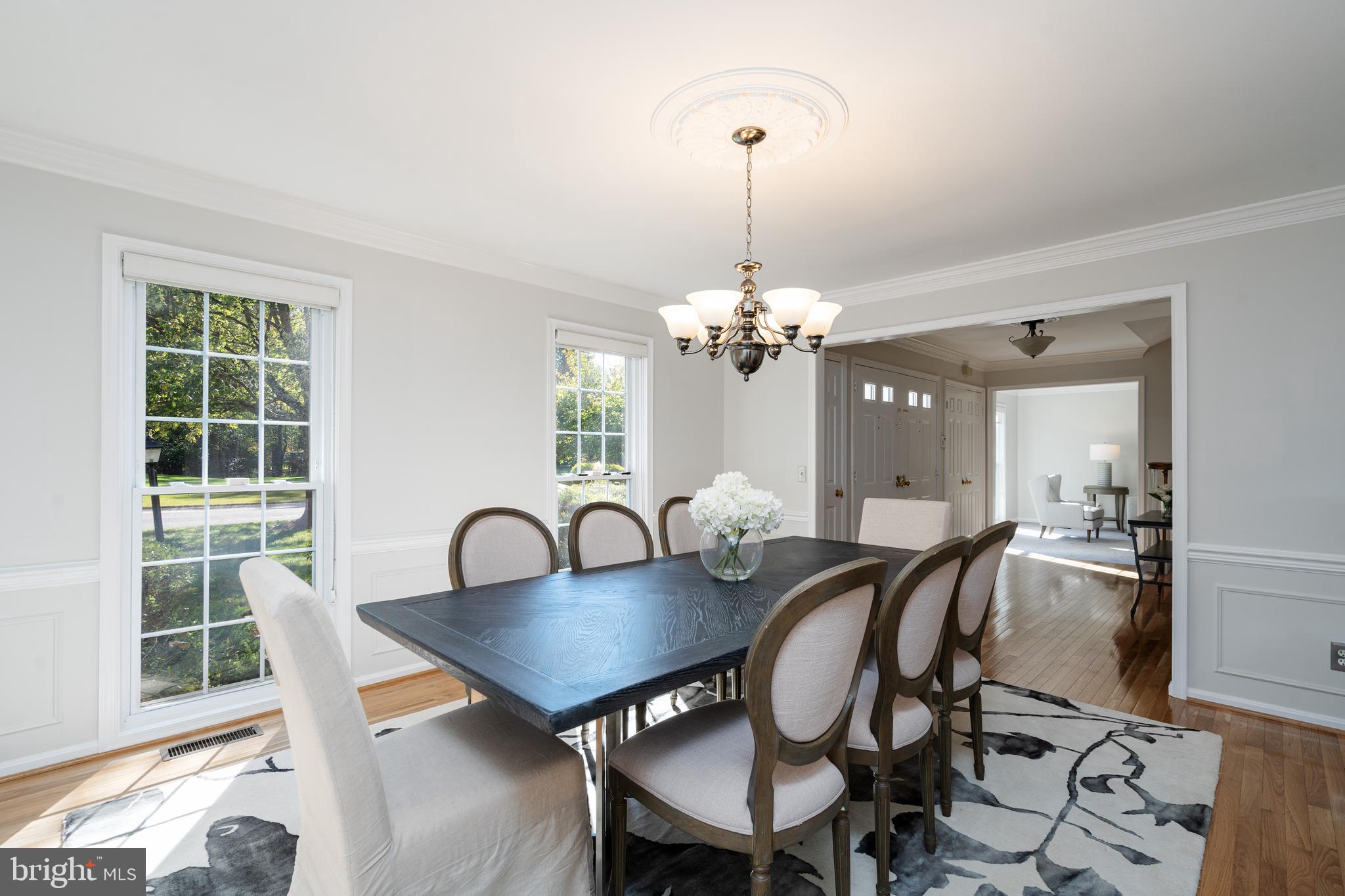 DUMONT OAKS - Residential