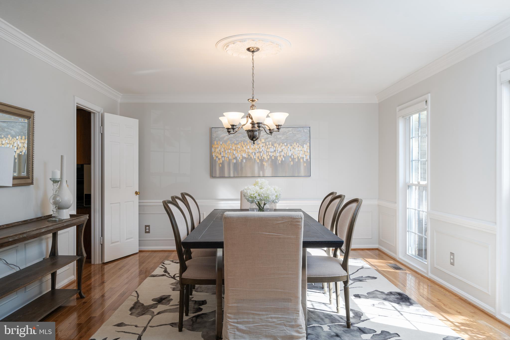 DUMONT OAKS - Residential