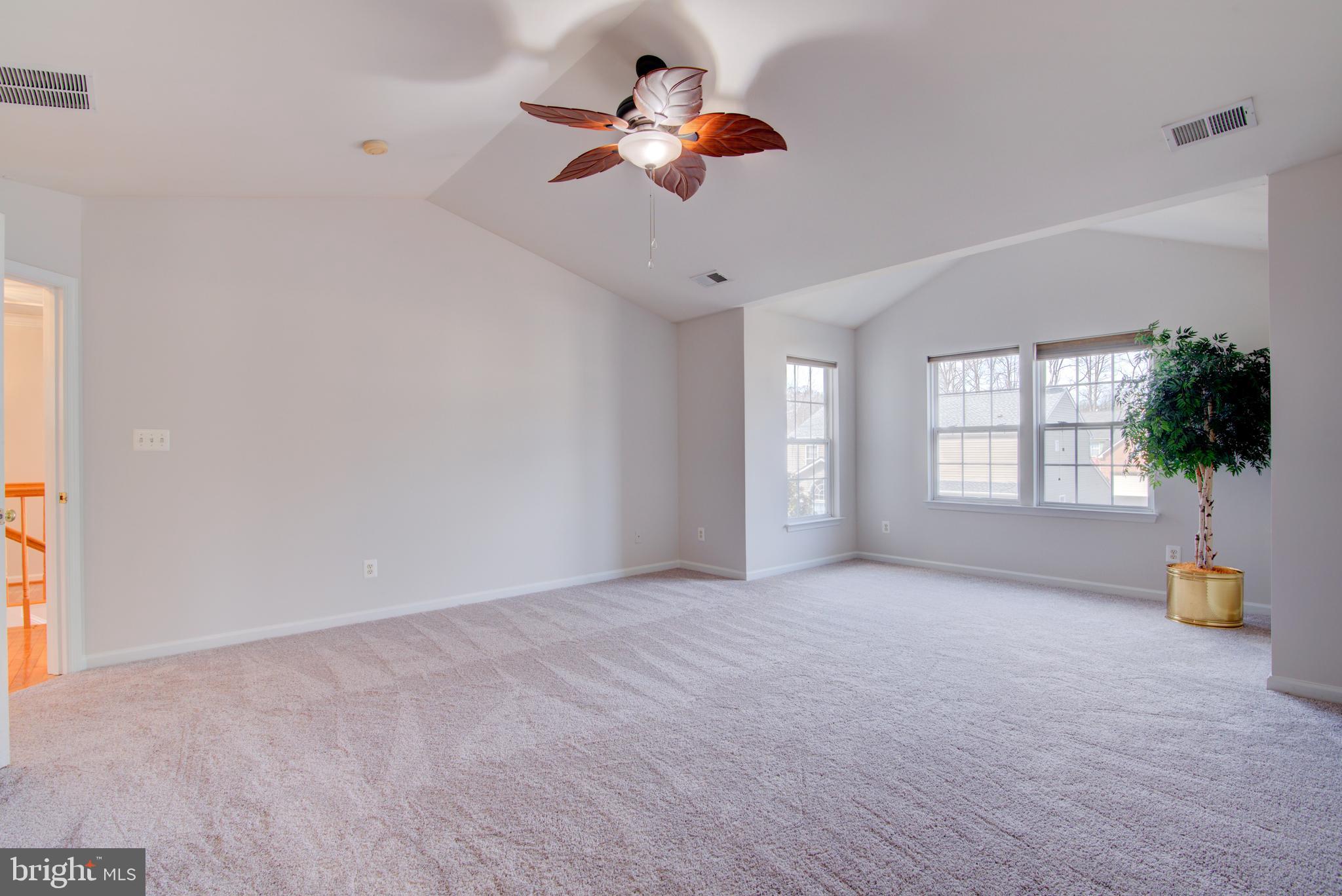 BROOKE FARM - Residential