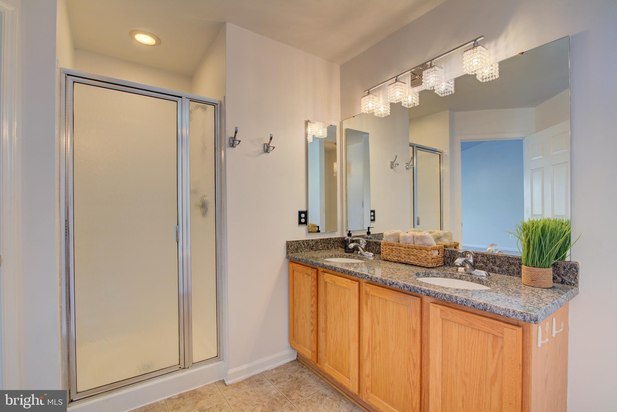 BROOKE FARM - Residential