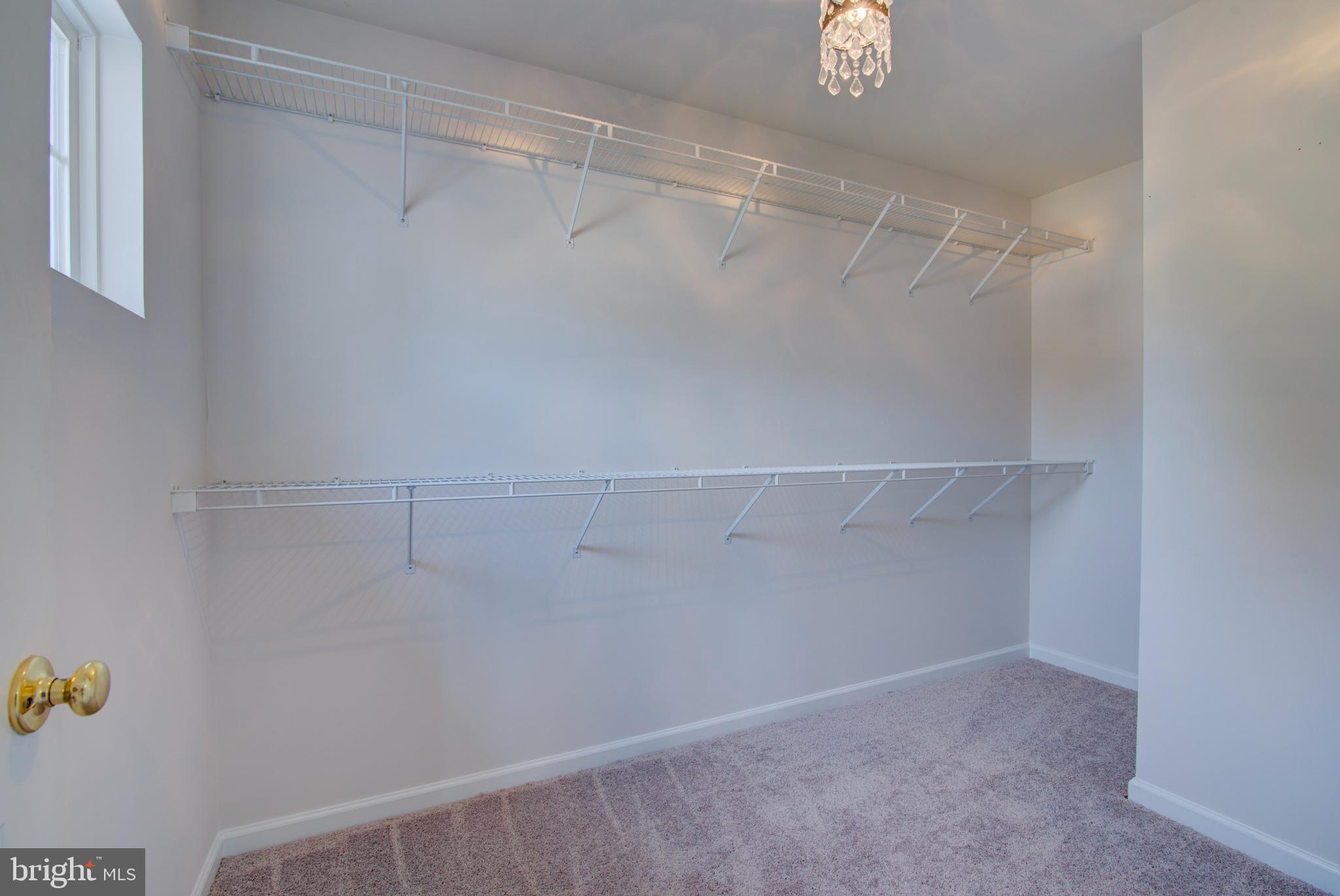 BROOKE FARM - Residential