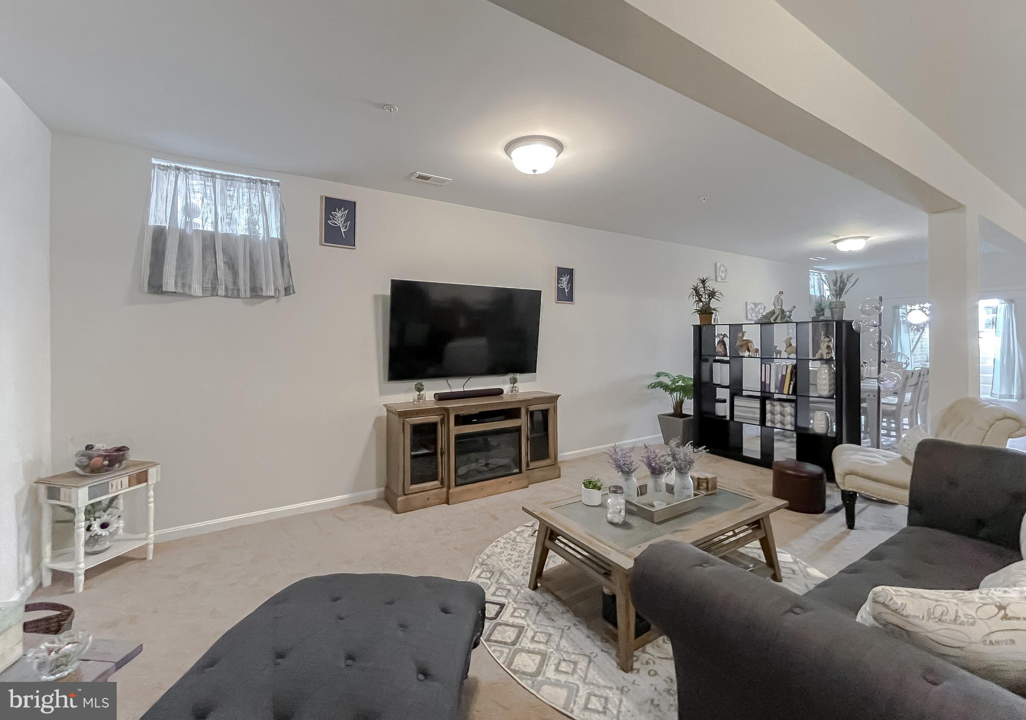 ELIZABETH HILLS PHASE 4 - Residential