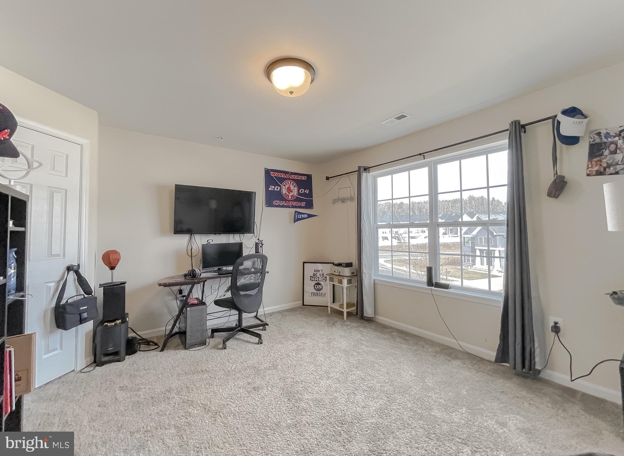 ELIZABETH HILLS PHASE 4 - Residential