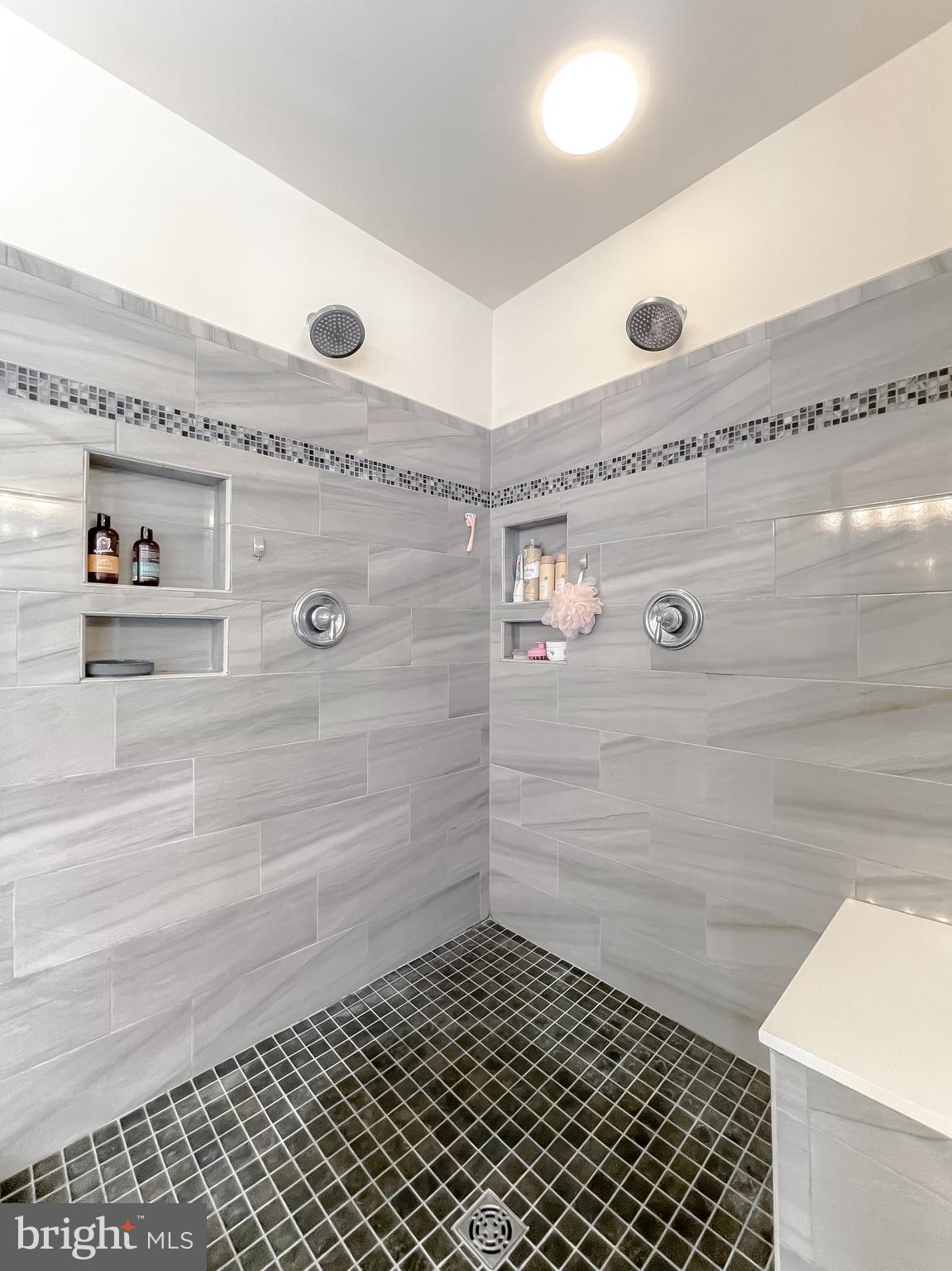 ELIZABETH HILLS PHASE 4 - Residential