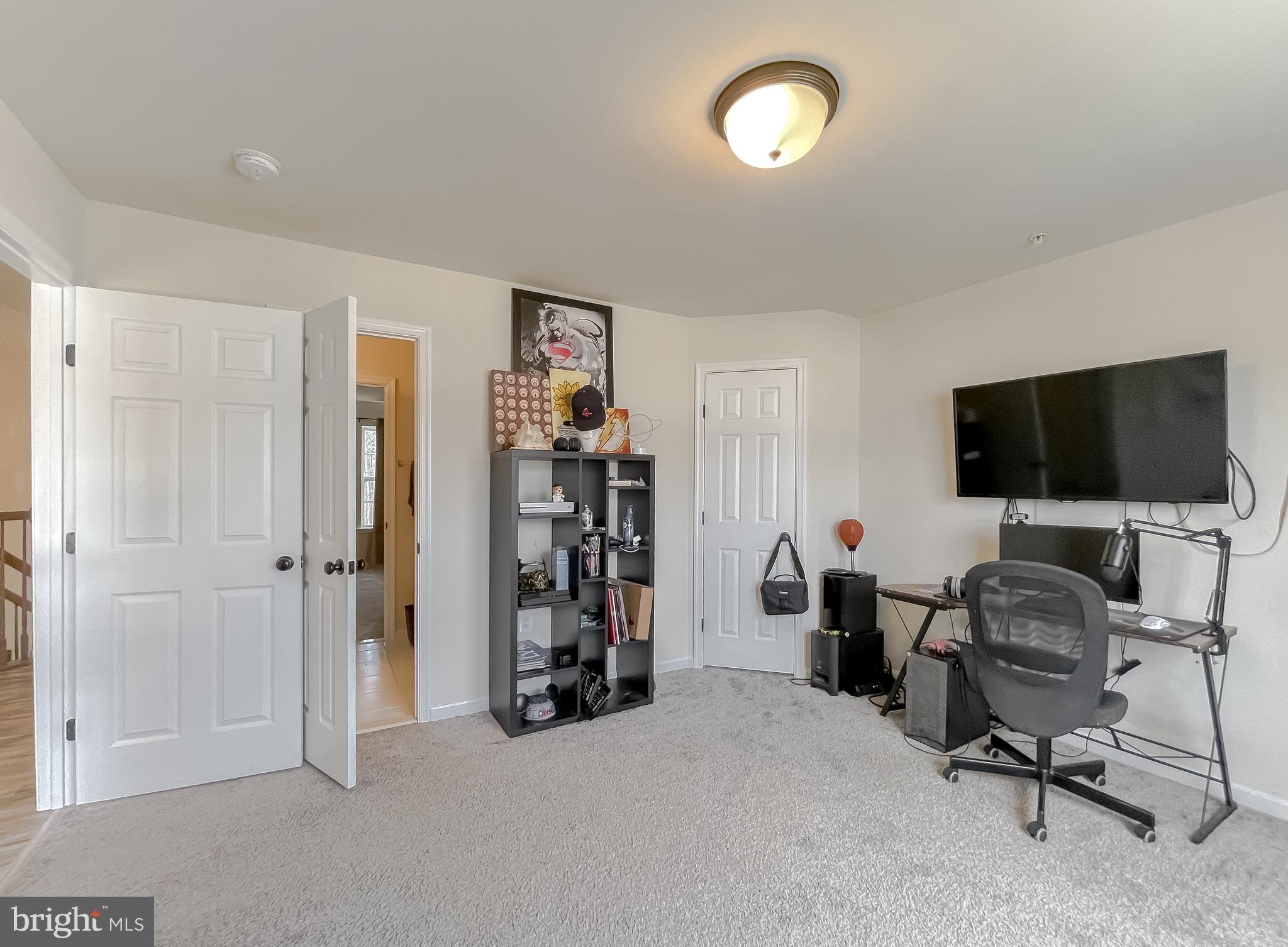 ELIZABETH HILLS PHASE 4 - Residential