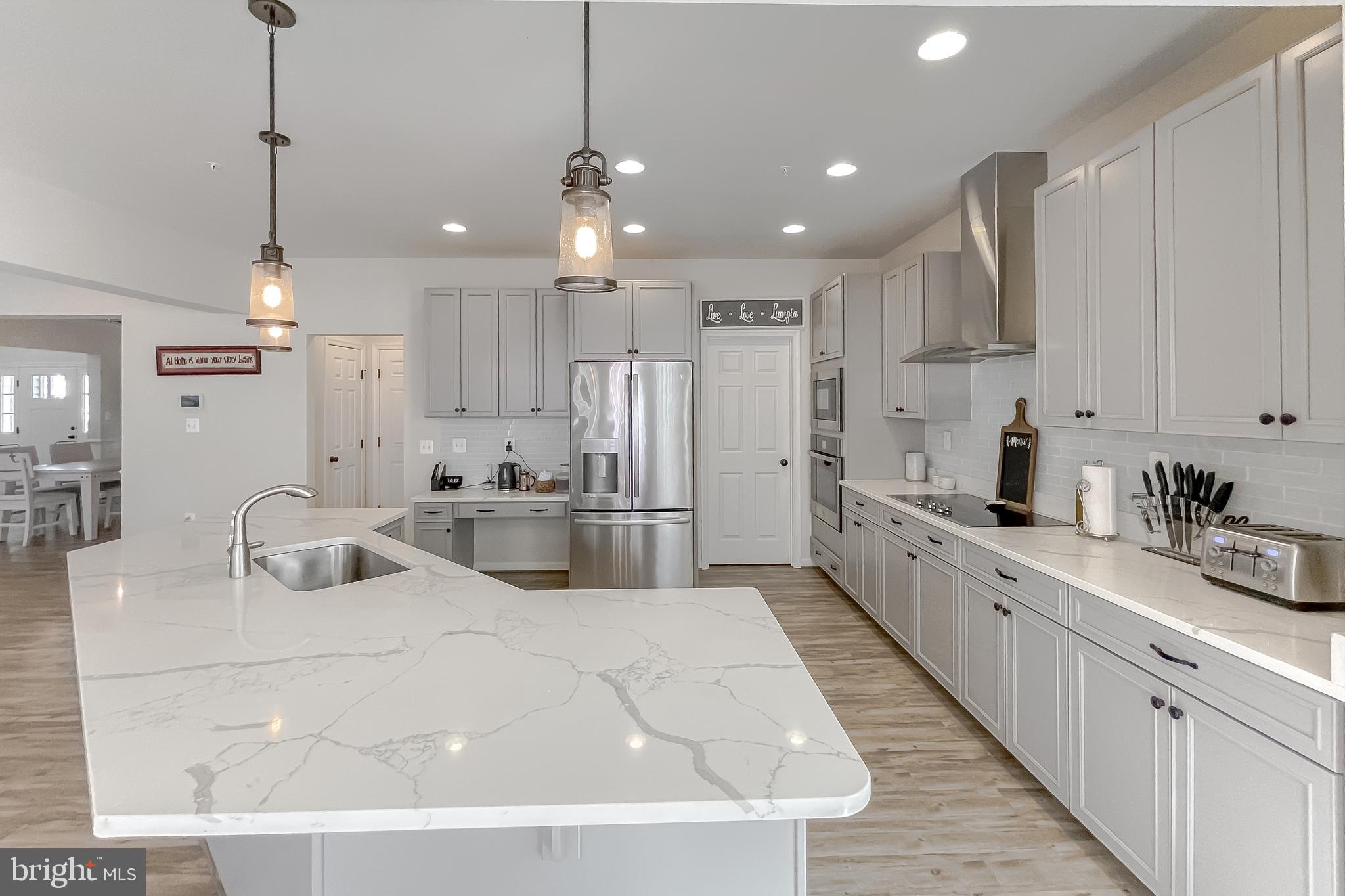 ELIZABETH HILLS PHASE 4 - Residential