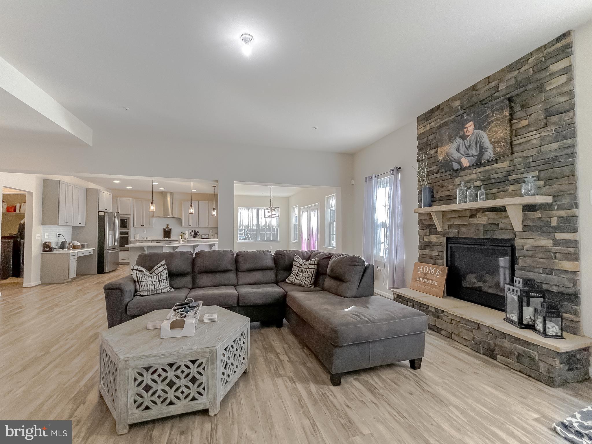 ELIZABETH HILLS PHASE 4 - Residential