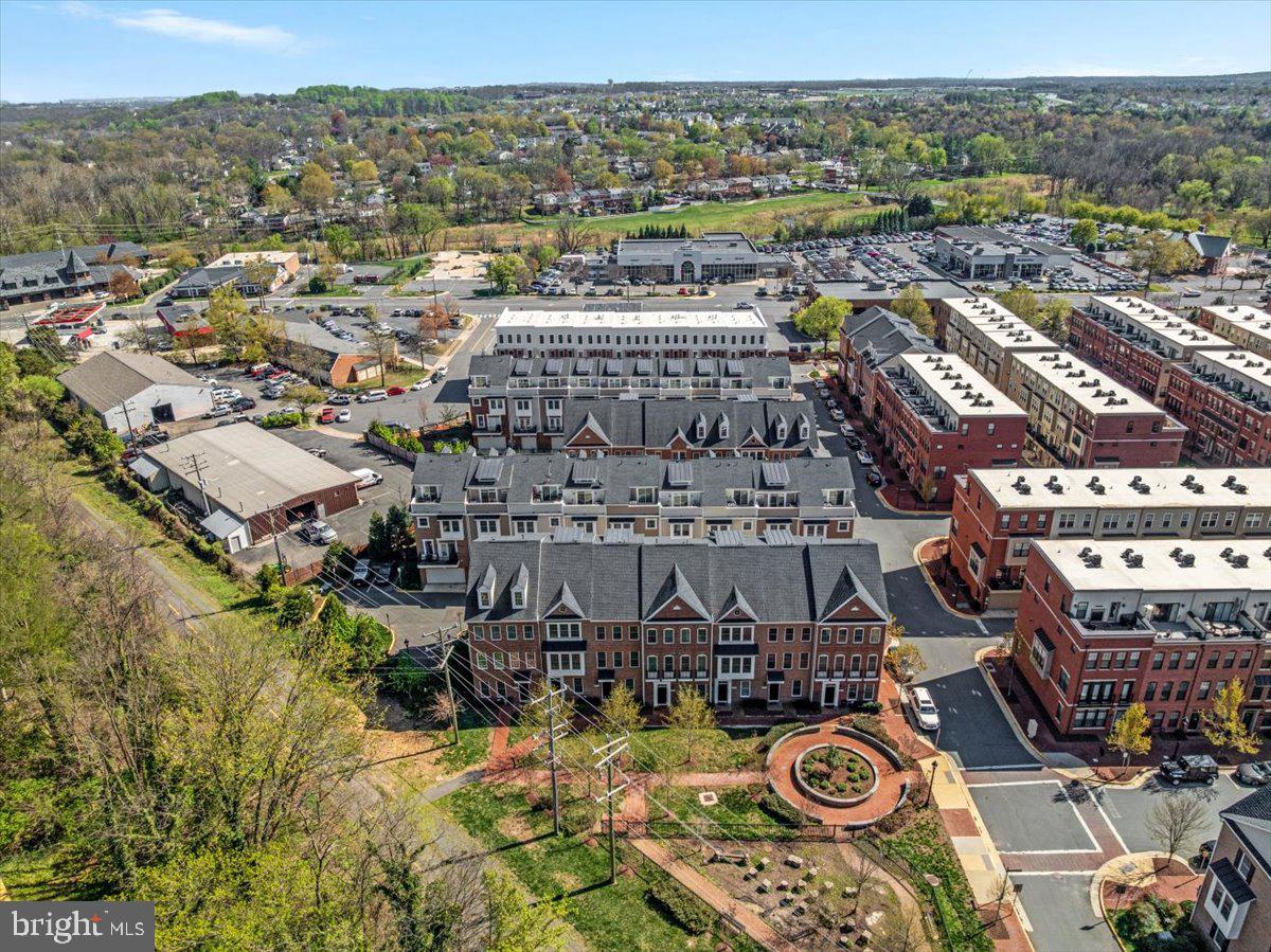 CRESCENT PLACE - Residential