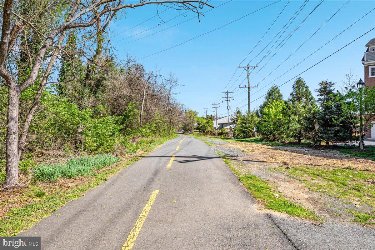 CRESCENT PLACE - Residential