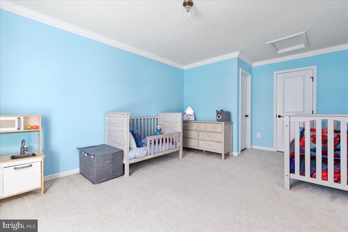 CRESCENT PLACE - Residential